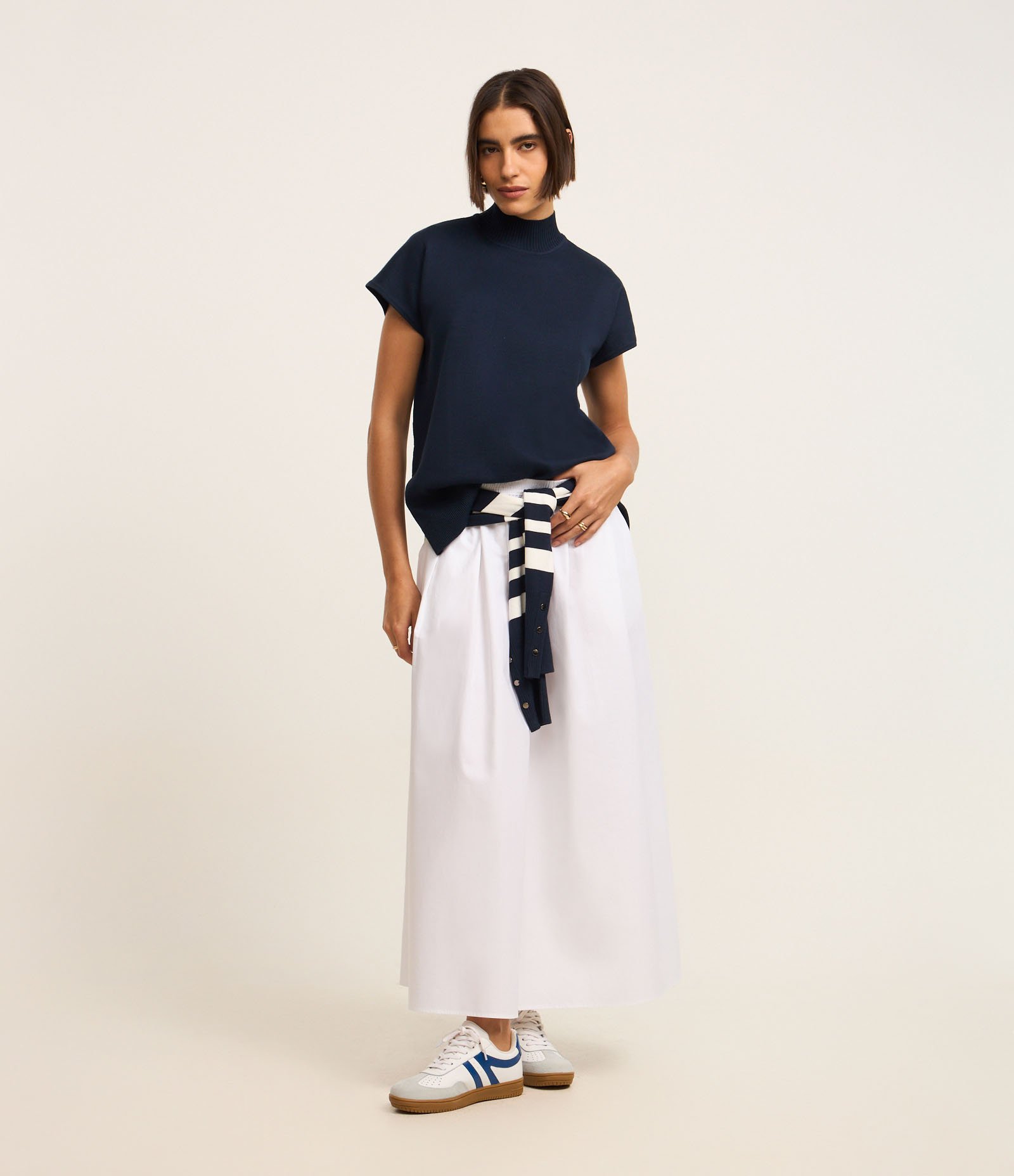 Blusa em Tricô com Gola Alta e Manga Curta Sem Cava Azul Escuro 2