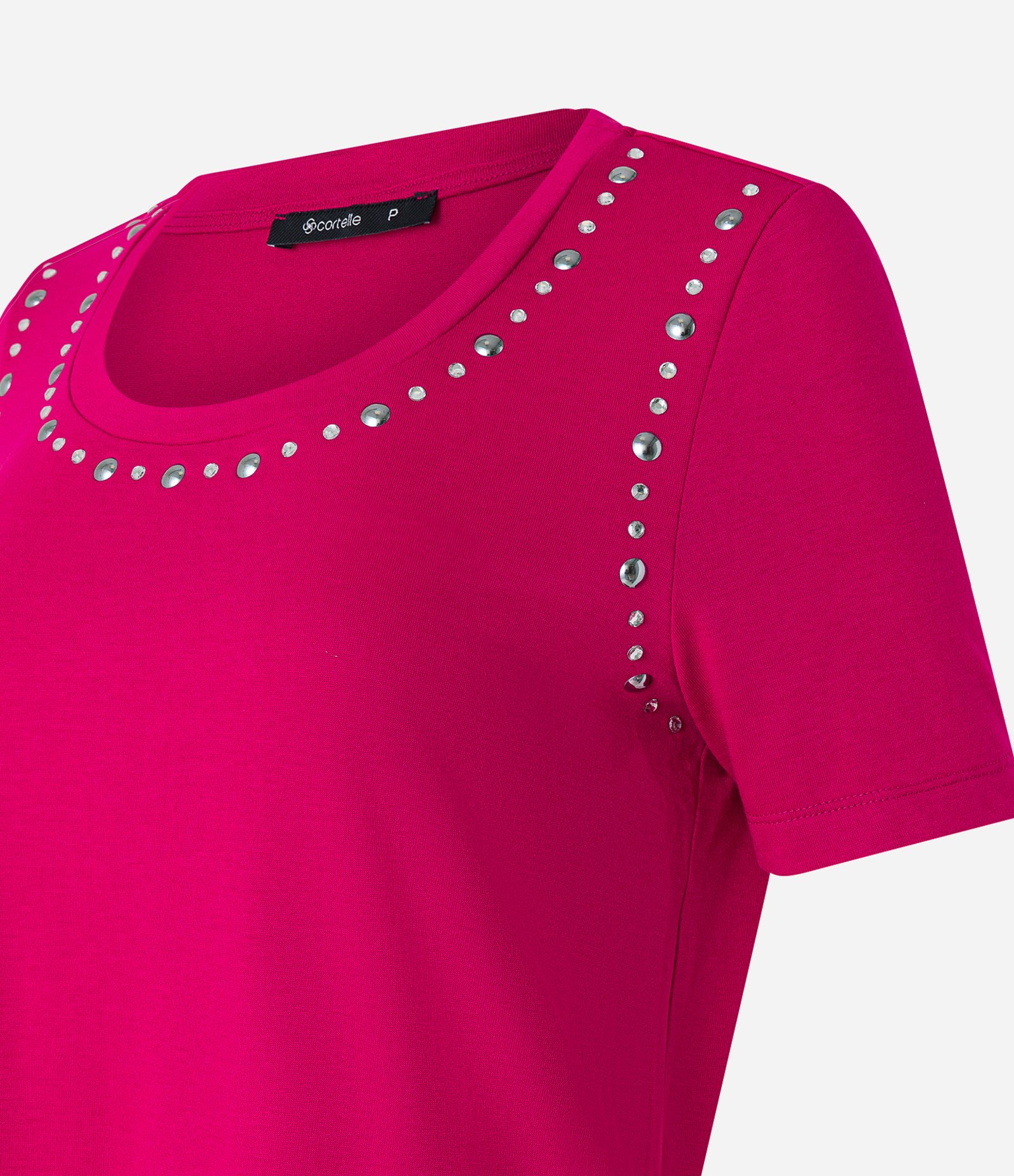 Blusa em Viscose com Brilhos Aplicados na Gola e Cava Rosa 2
