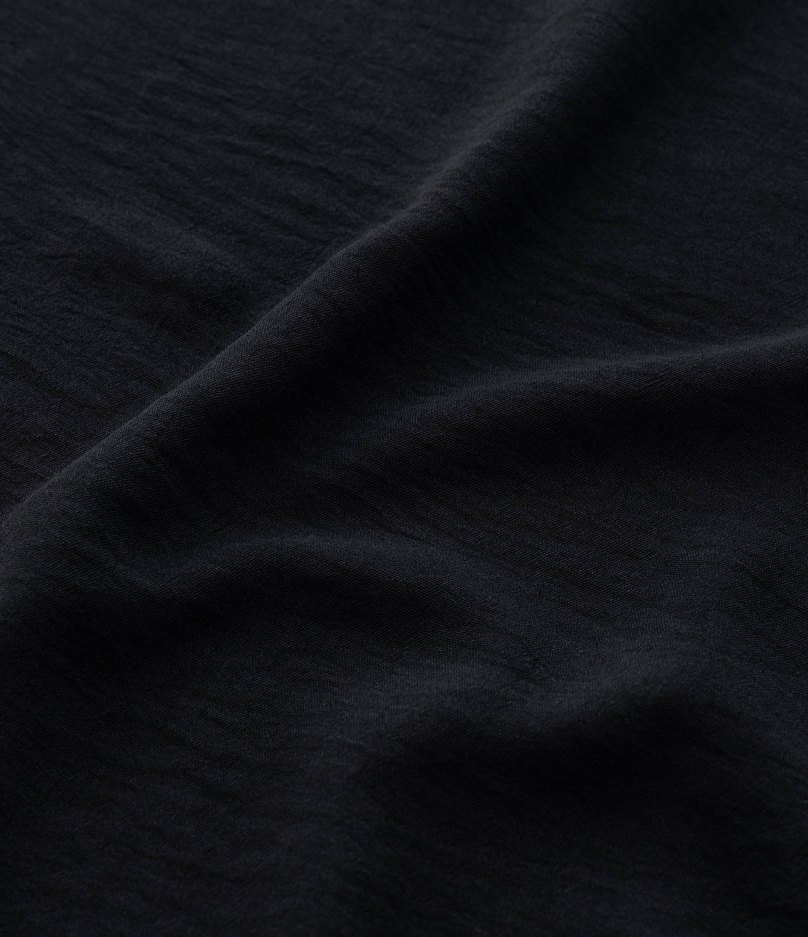 Vestido Curto em Crepe com Manga Ampla Curve & Plus Size Preto 7