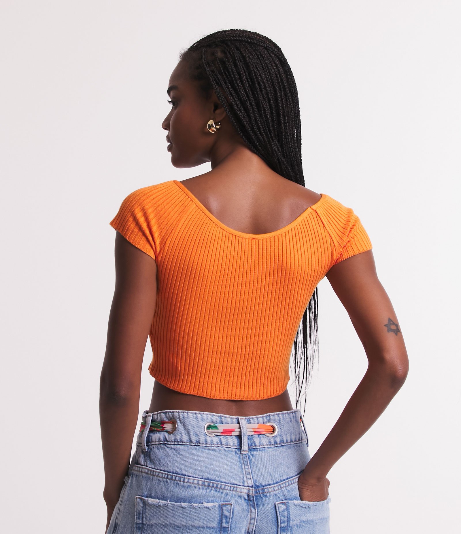 Blusa Cropped em Tricô com Decote Ombro a Ombro Laranja 5