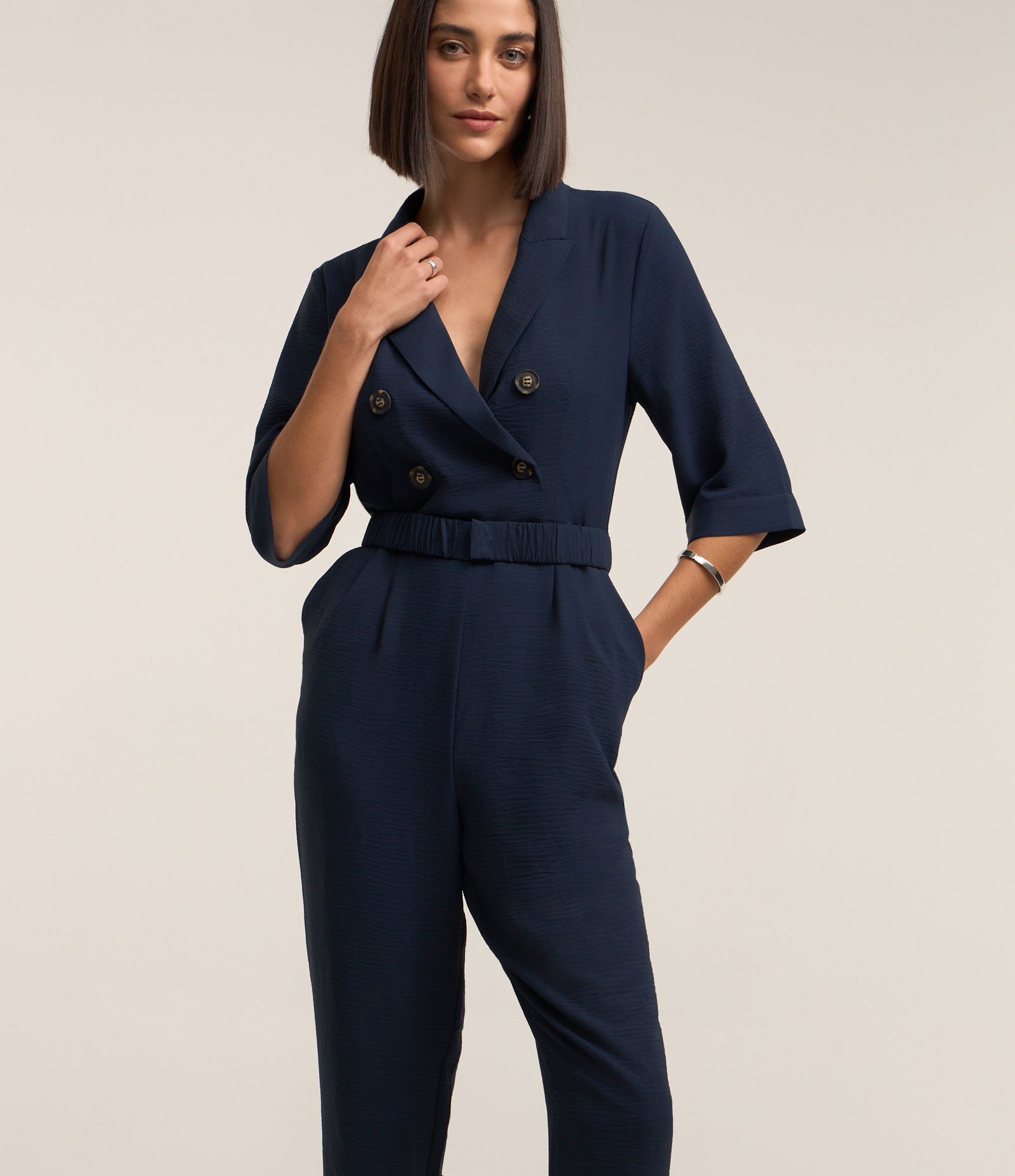 Macacão Longo Airflow com Botões e Cós Elástico 3