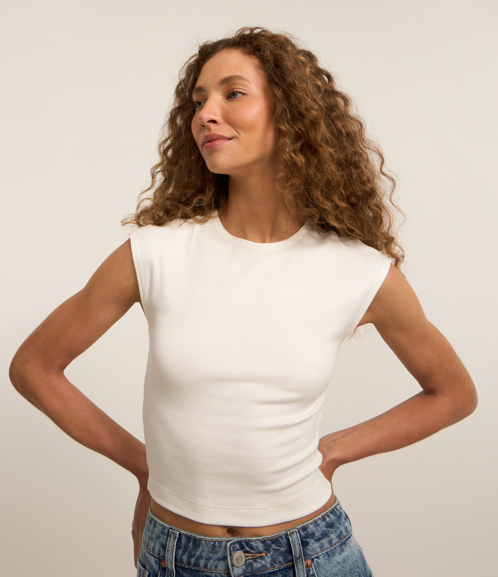Blusa sem Manga em Ribana com Textura Caneladinha Branco 1