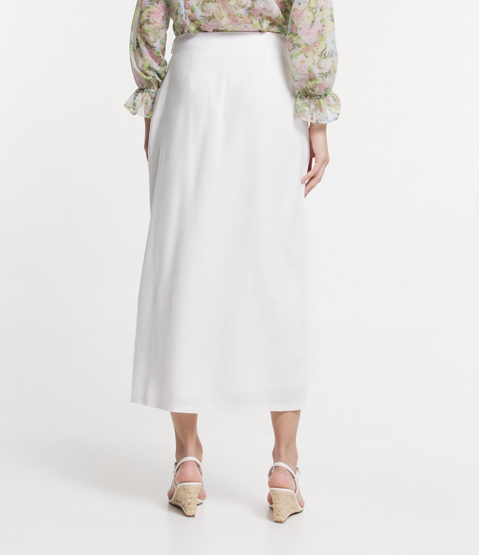 Saia Midi Reta em Linho com Fenda e Babado Aplicado Off White 3