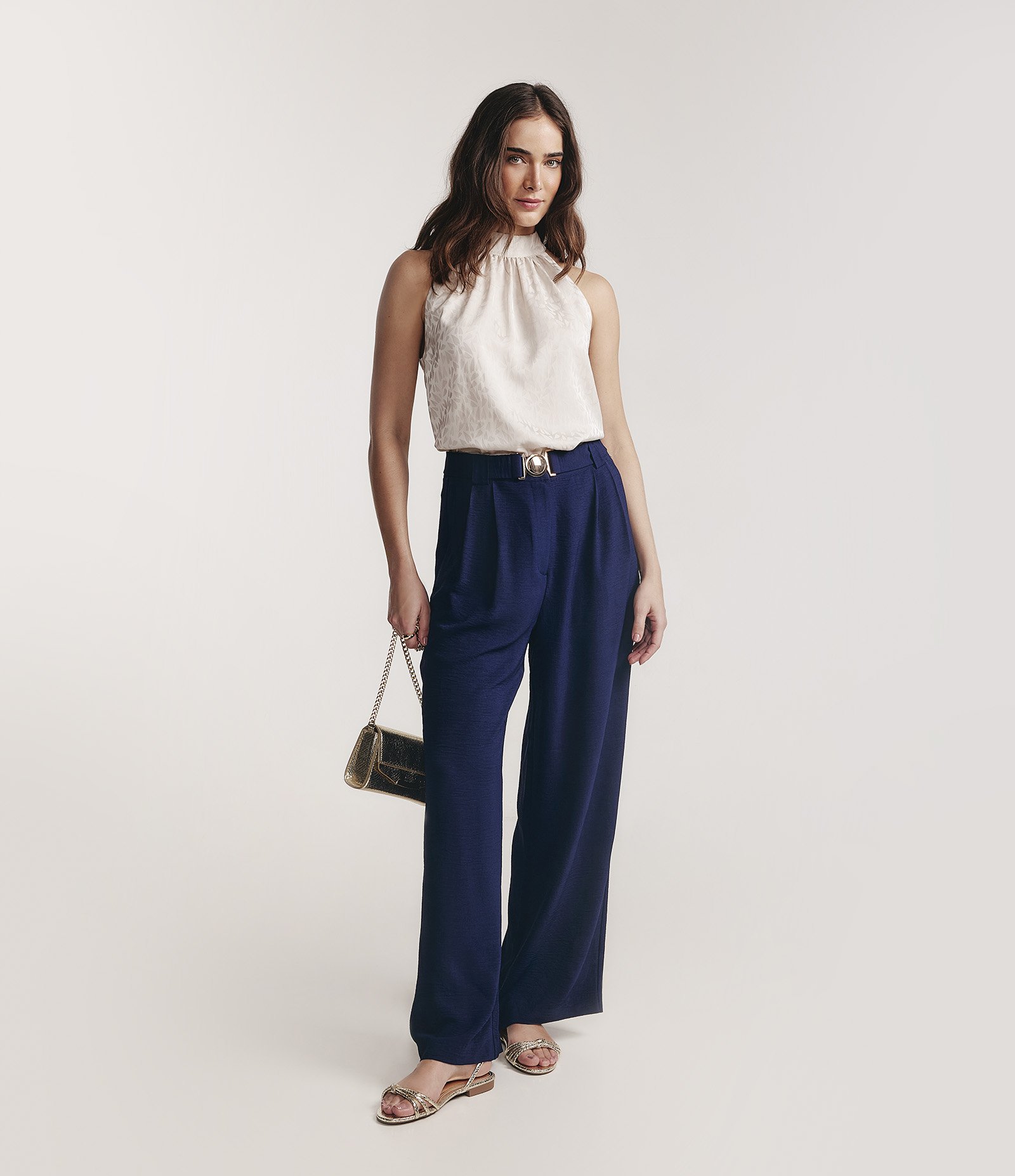 Calça Wide Leg com Cinto com Fivela de Metal Azul 1