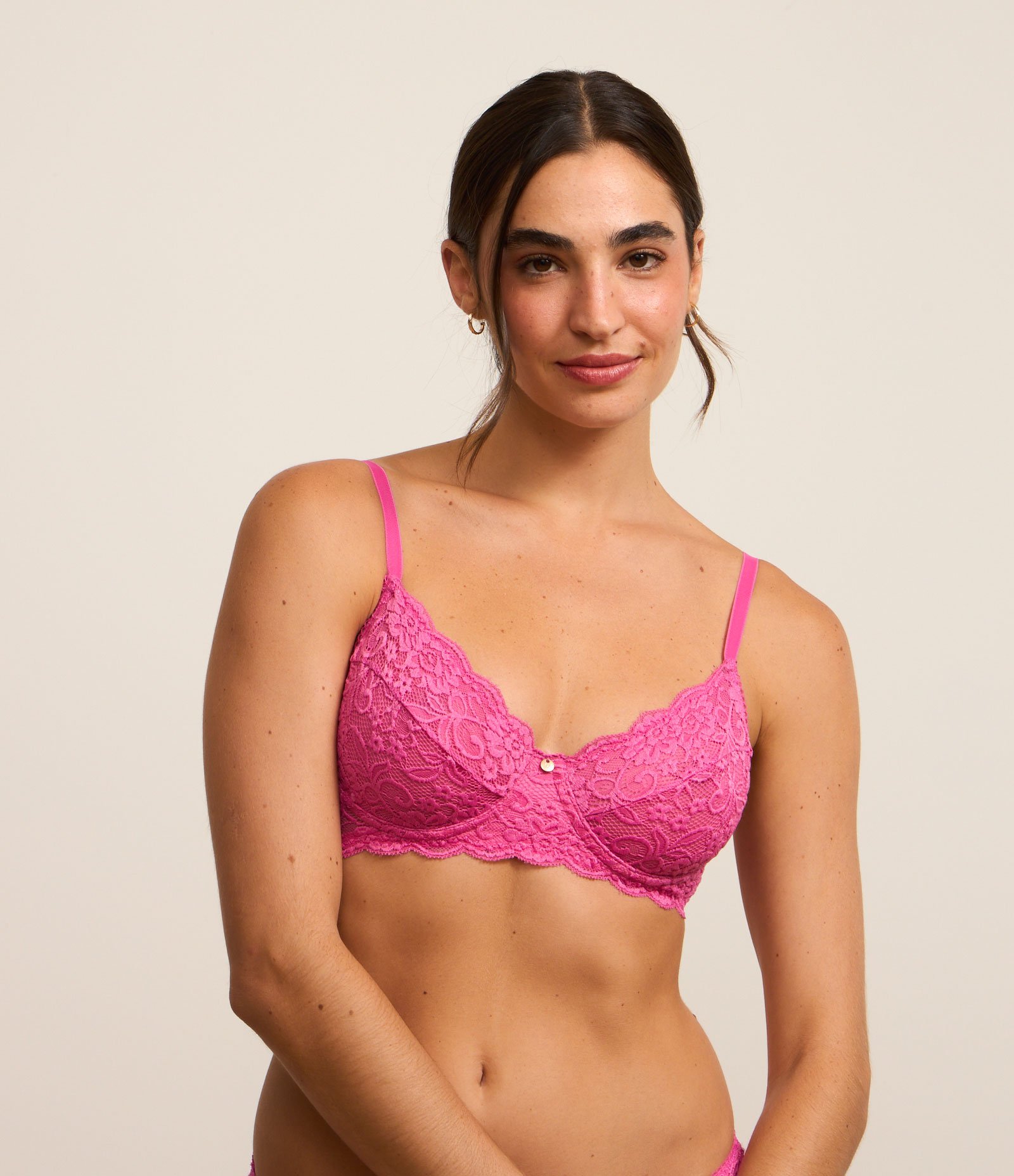 Sutiã Sem Bojo e Com Aro em Renda Floral Rosa 1