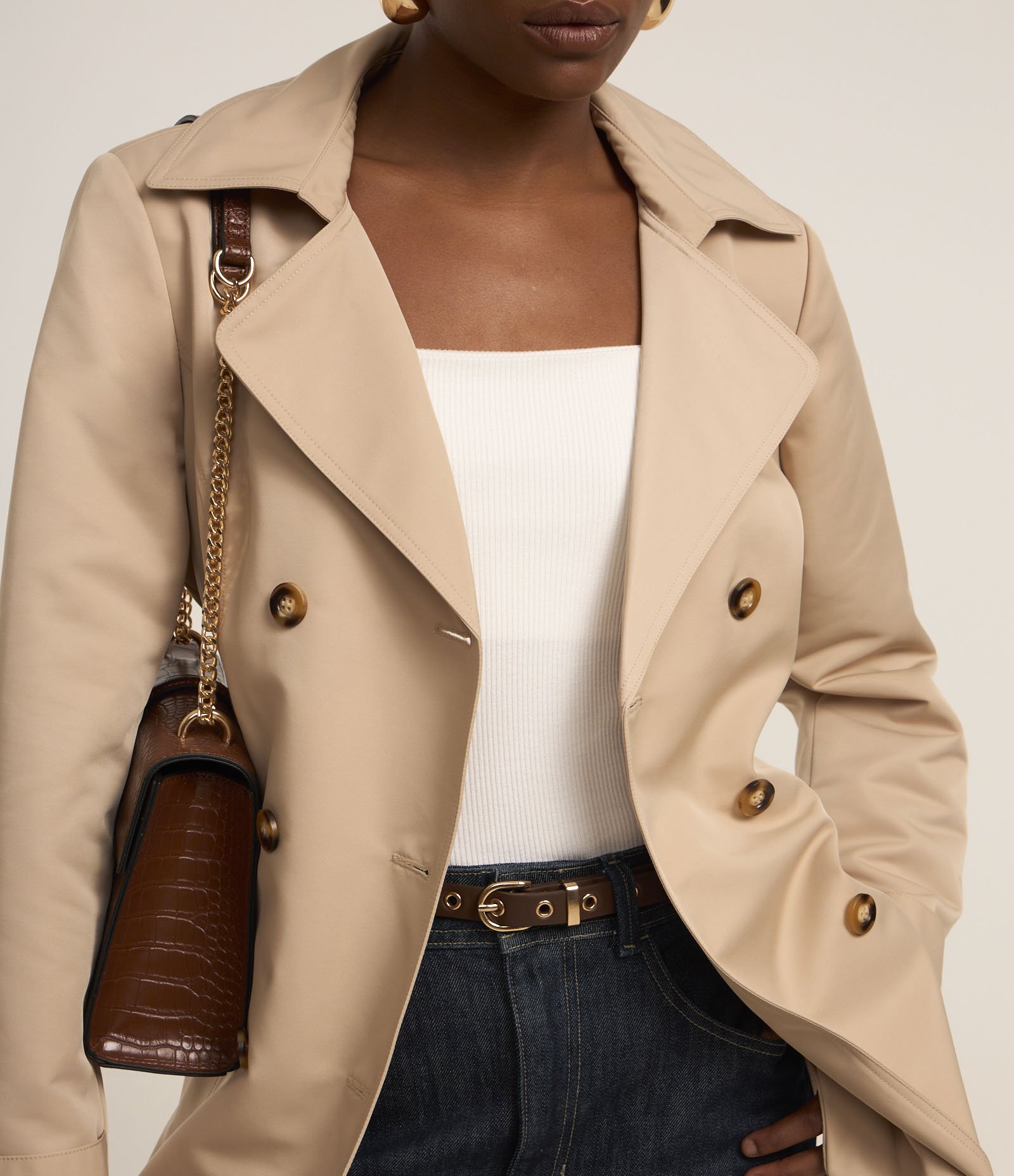 Casaco Trench Coat Alfaiatado com Detalhes Acetinados Bege 3