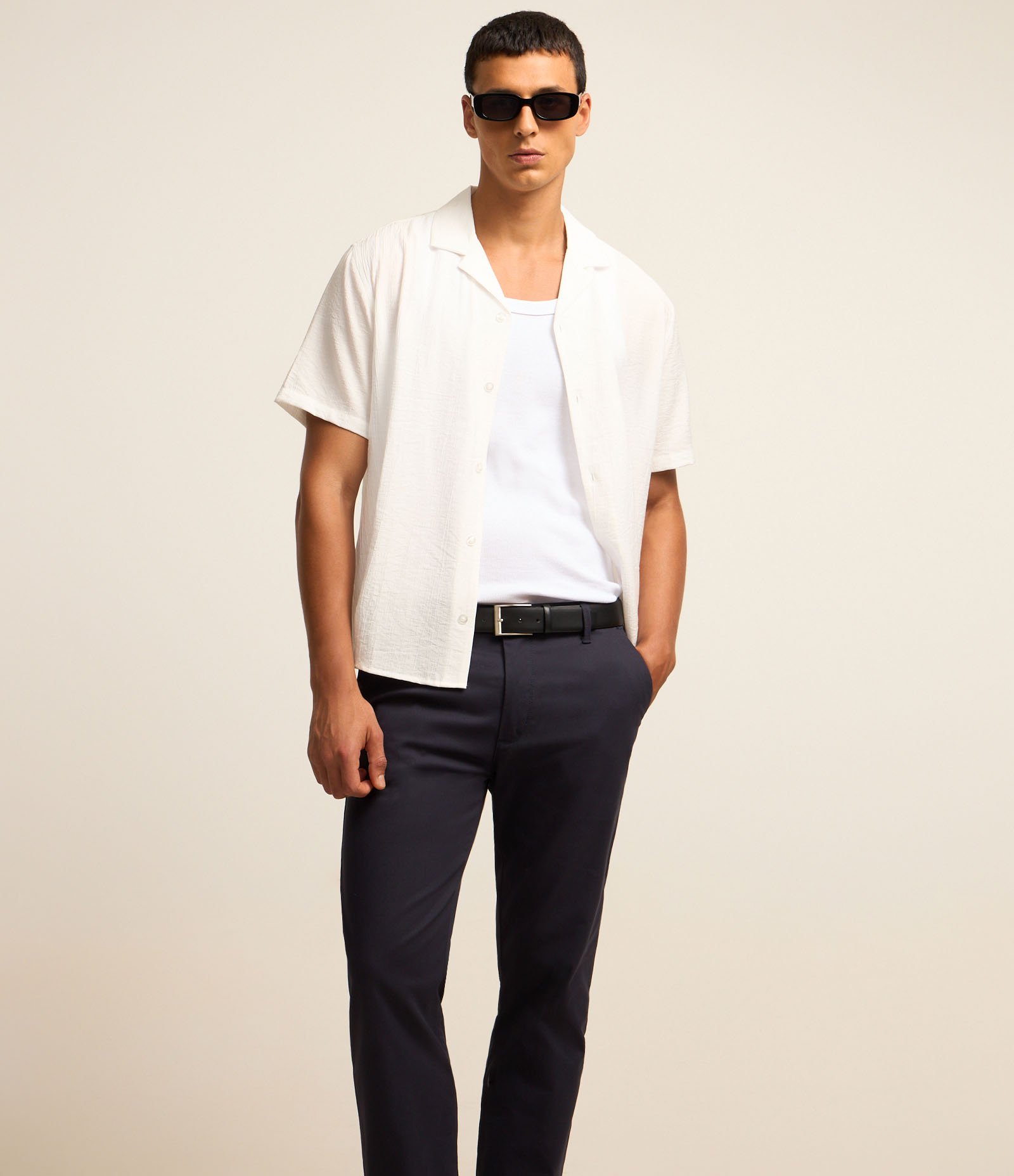 Calça Slim Sarjado Cropped Alfaiatada com Bolsos Azul Marinho 3