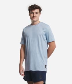 Camiseta Esportiva Dry Fit com Textura Jacquard