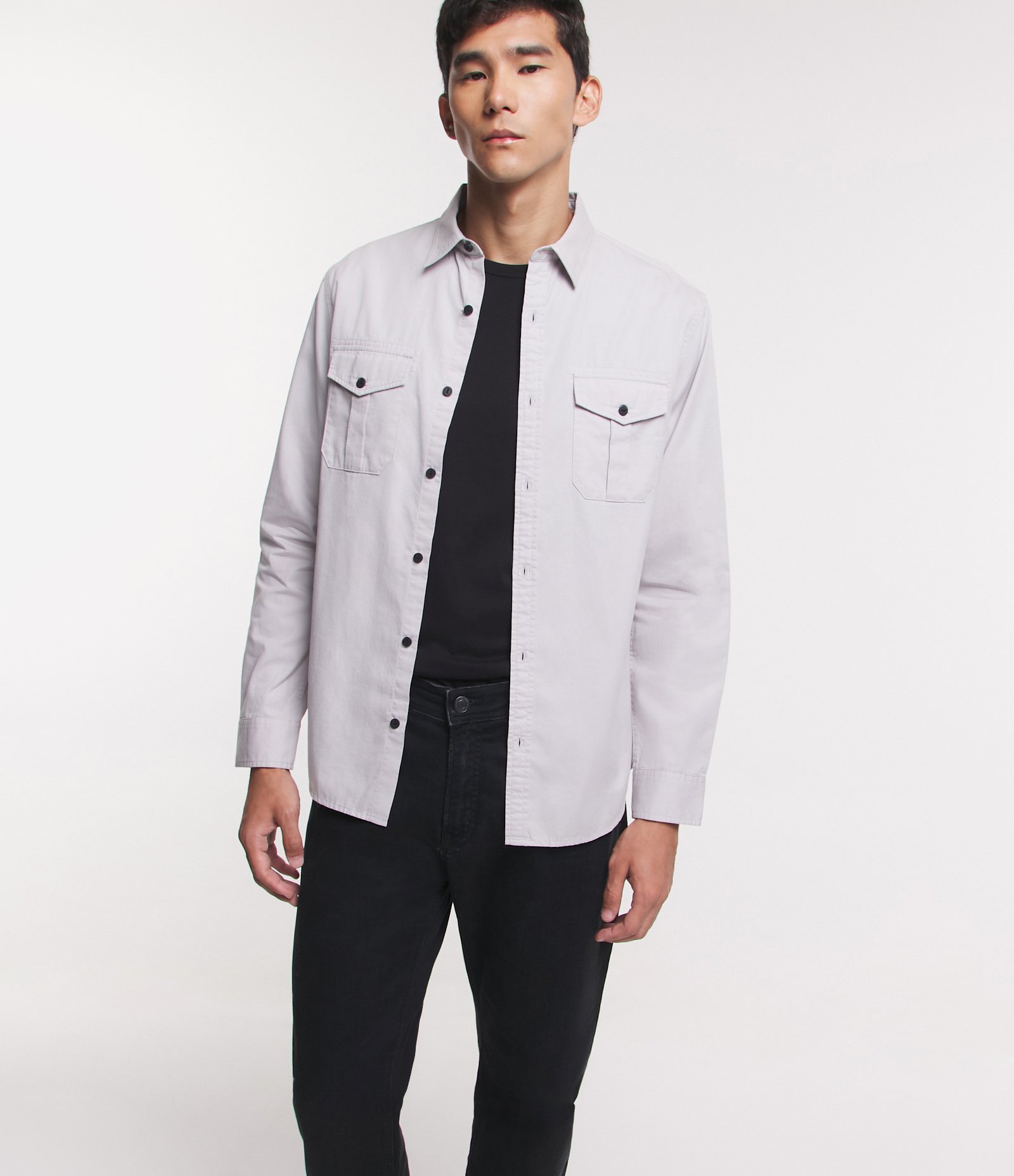 Camisa Comfort em Algodão com Bolsos Frontais Cinza 4