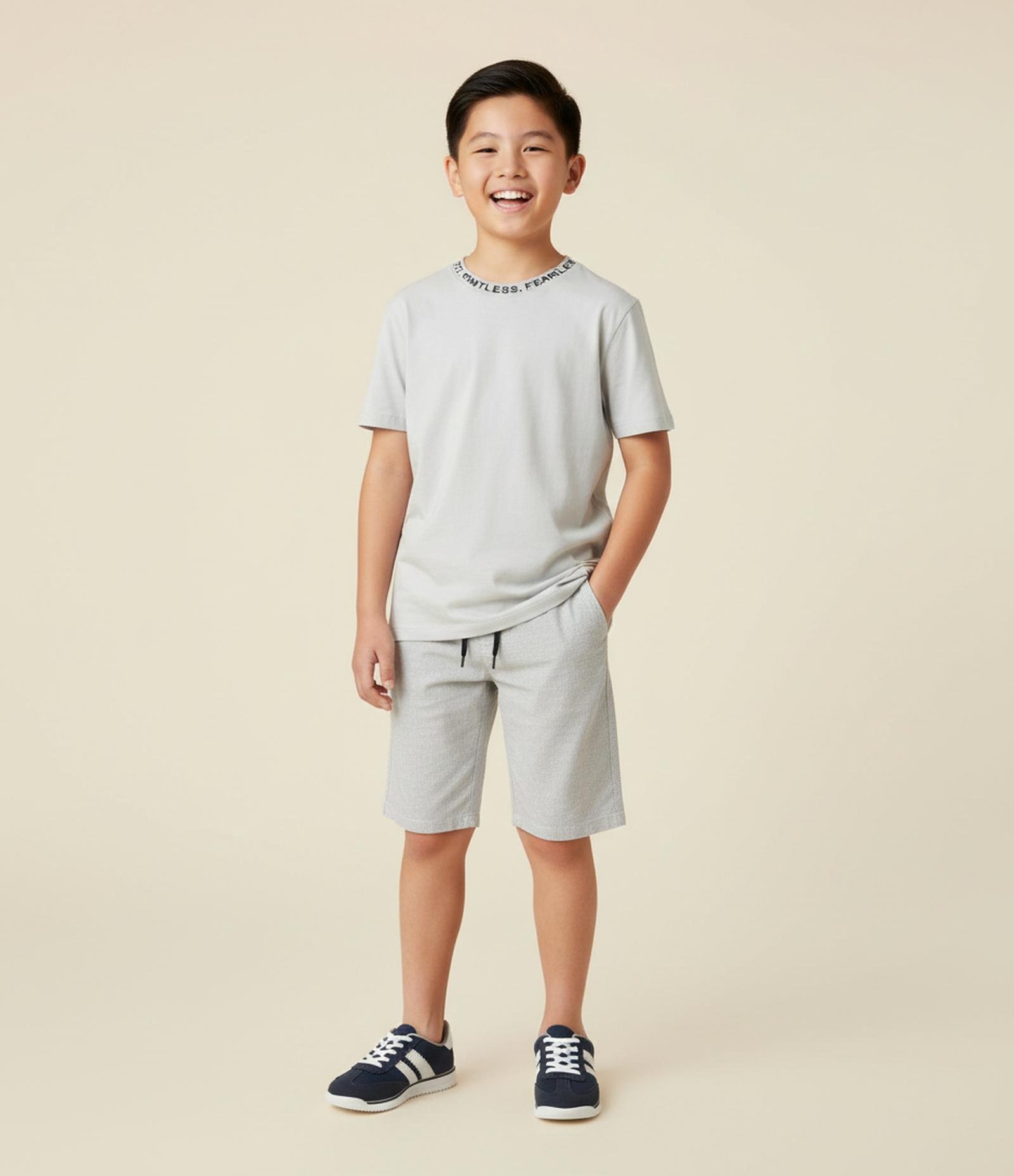 Bermuda Infantil em Sarja com Cordão no Cós - Tam 5 a 14 Anos Off White 1