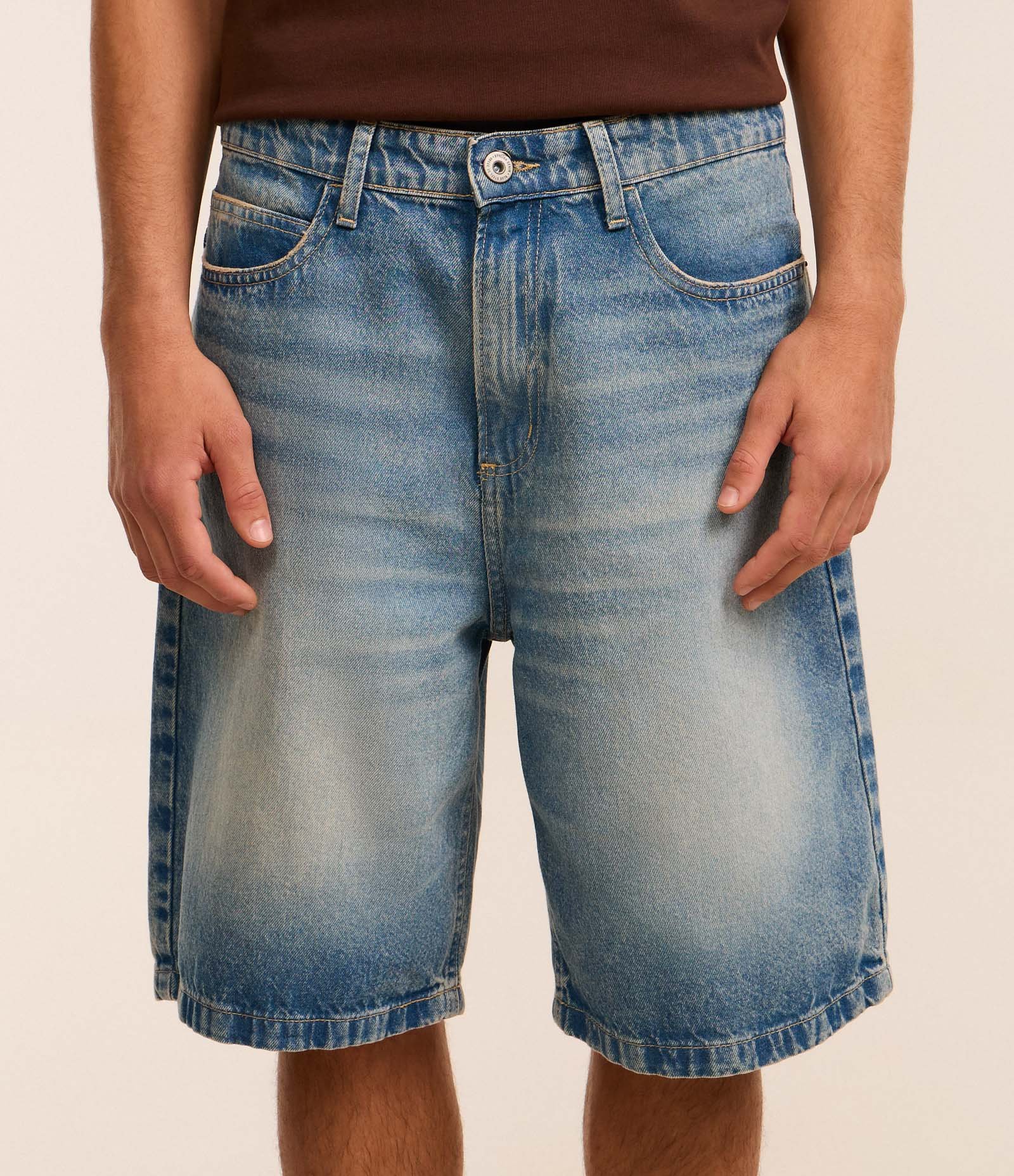 Bermuda Baggy Vintage em Jeans Azul Médio 2