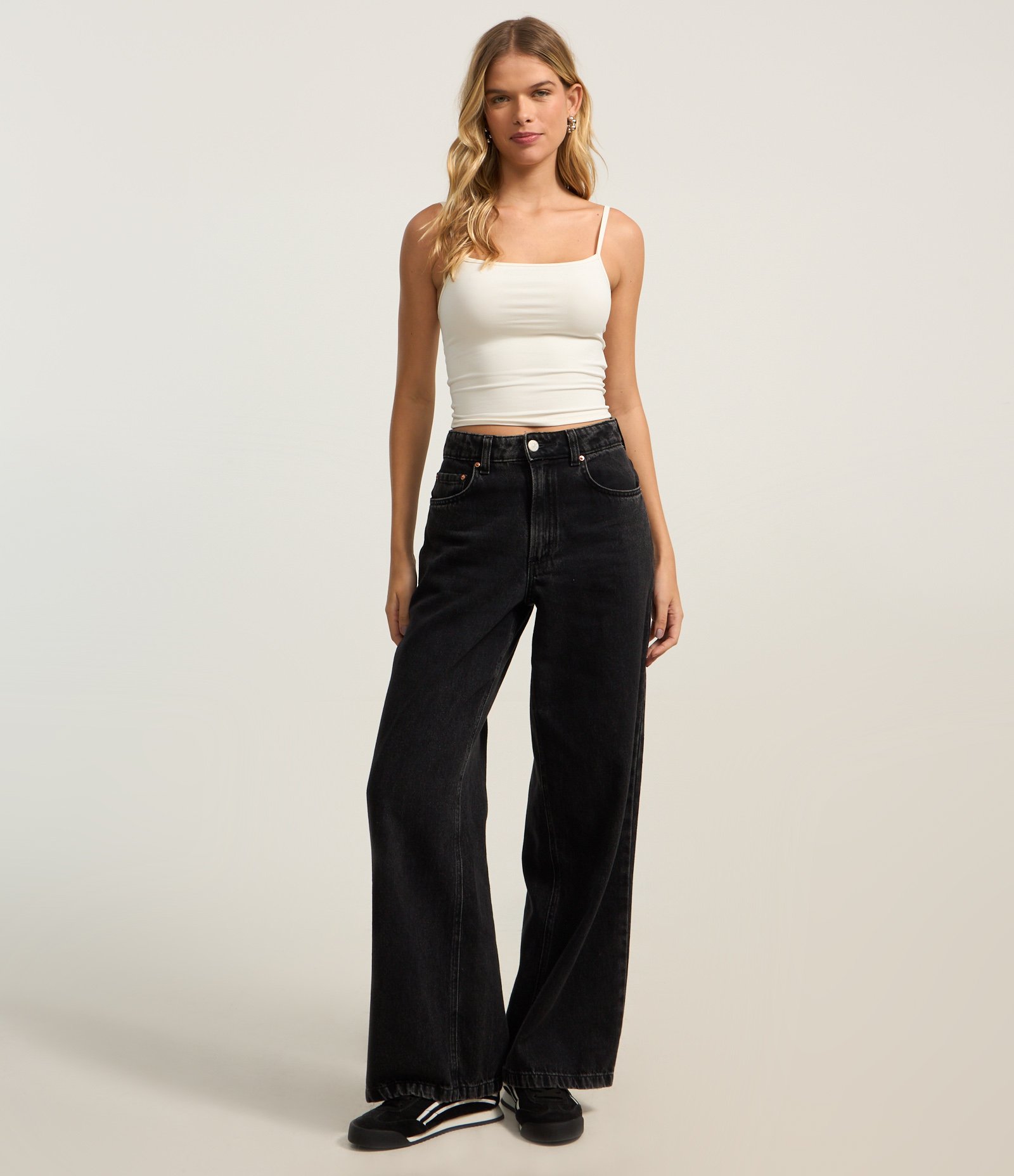 Blusa Cropped de Alcinha em Poliamida Branco 2