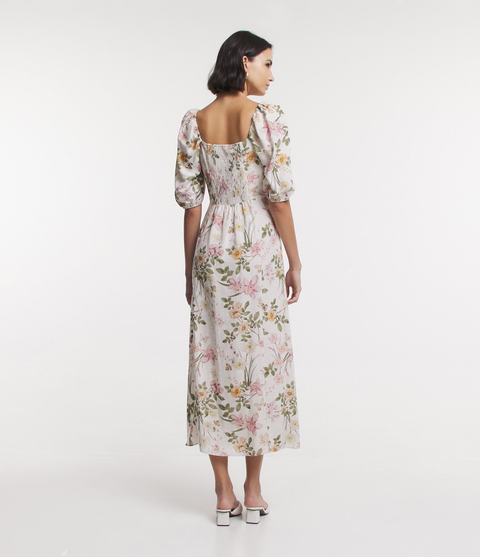 Vestido Midi em Viscolinho com Busto Franzido e Estampa Floral Off White 4