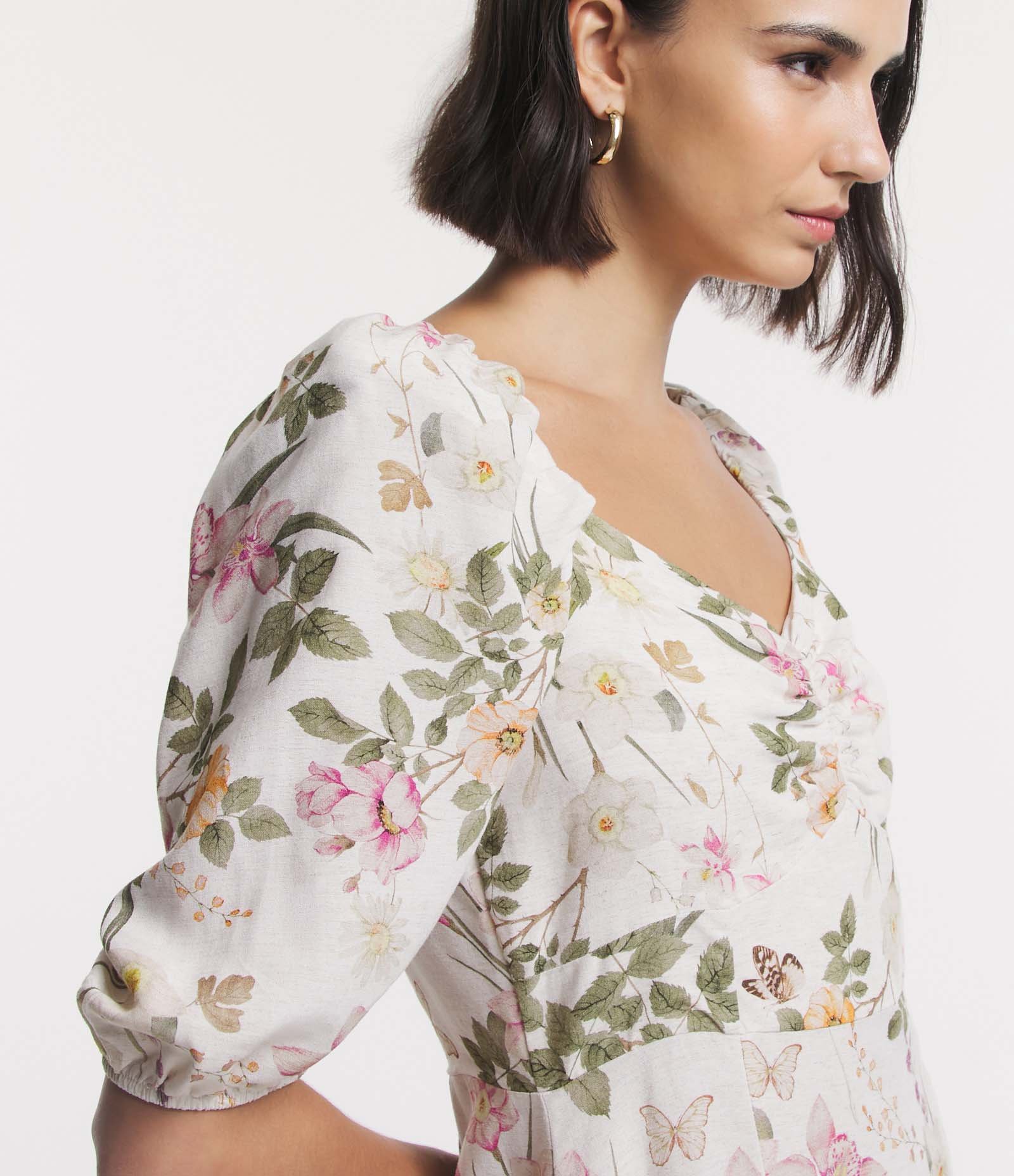 Vestido Midi em Viscolinho com Busto Franzido e Estampa Floral Off White 5
