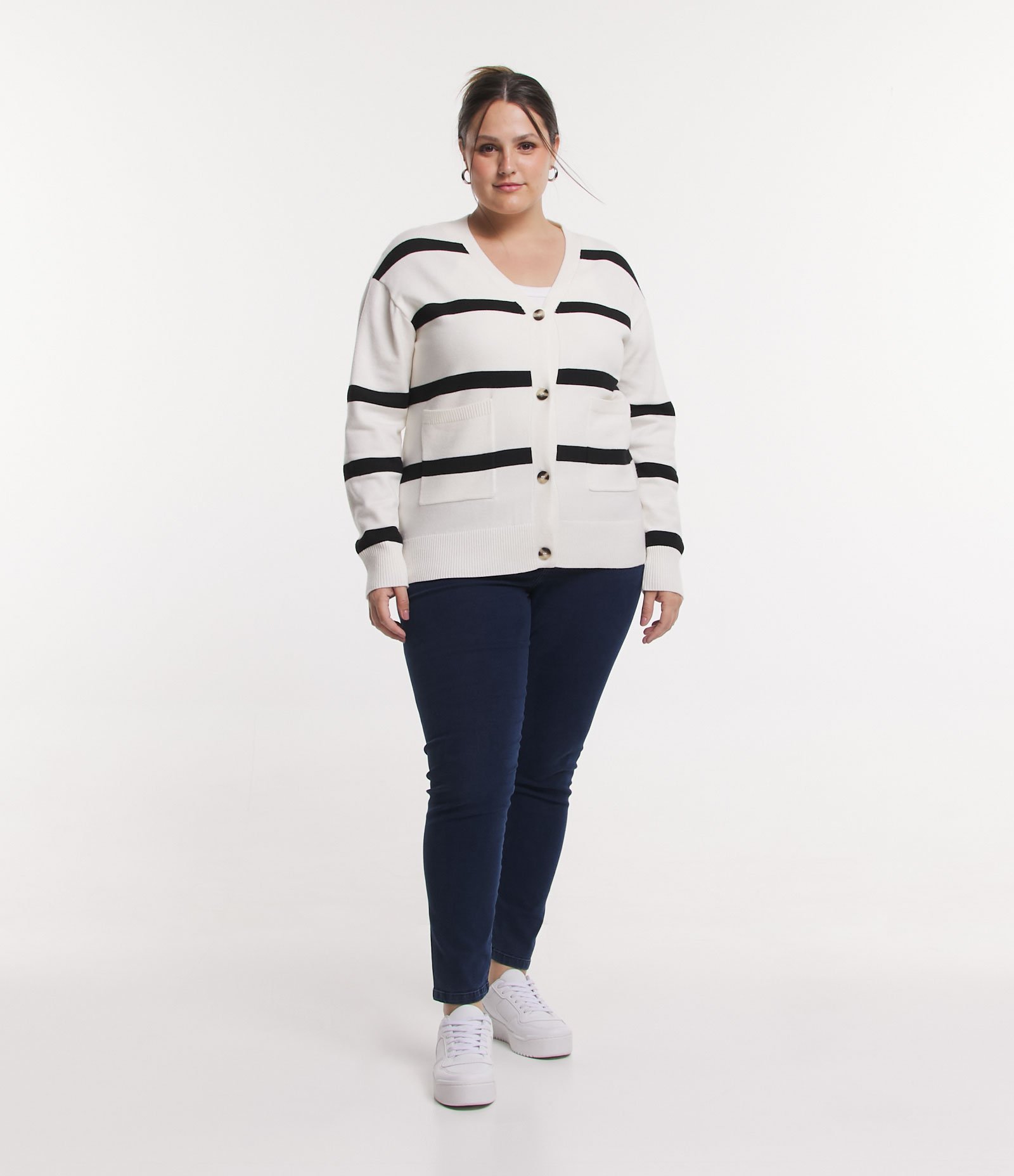 Cardigan em Tricô Listrado com Bolsos Curve & Plus Size Off White 2