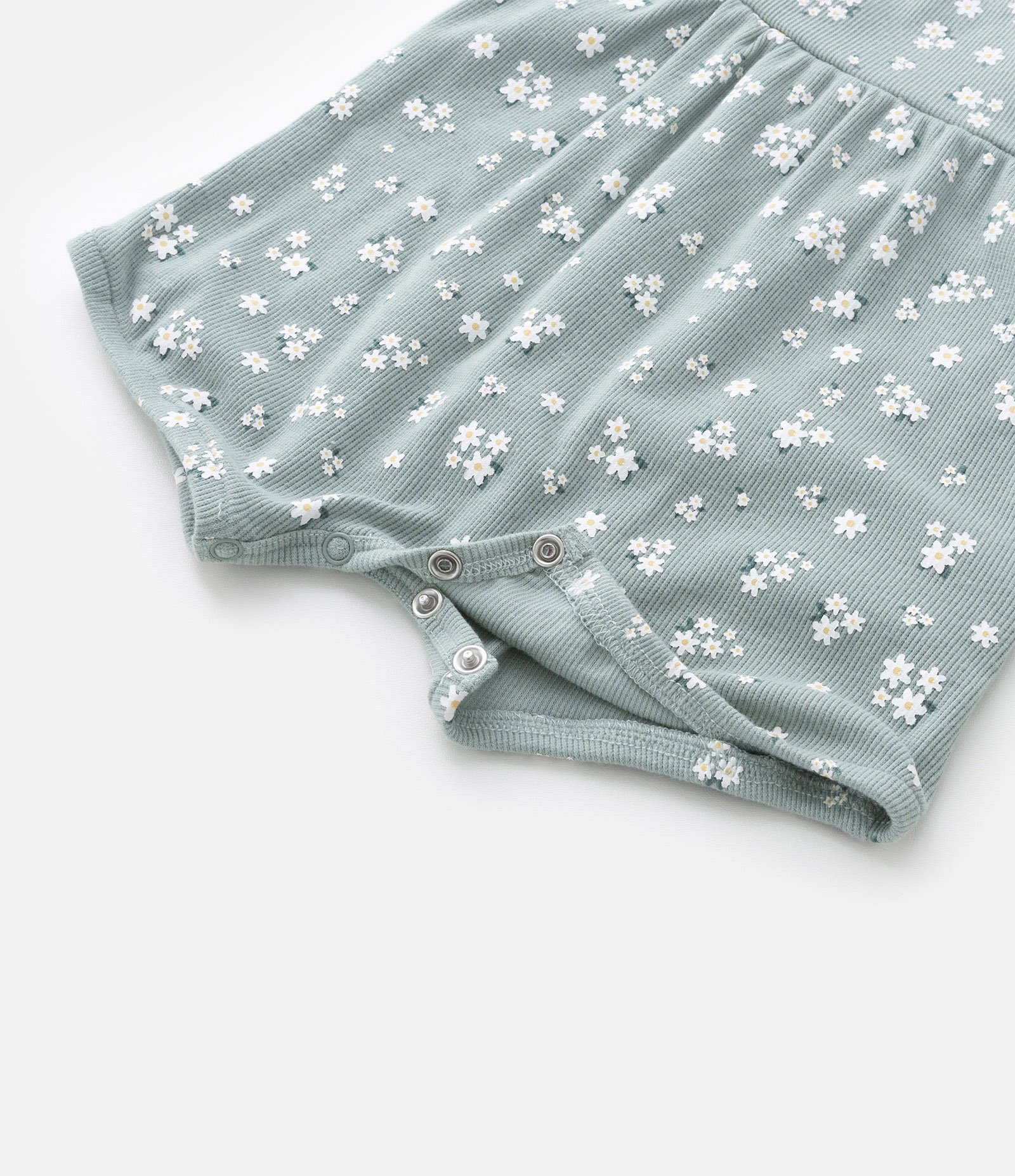 Macaquinho Infantil Canelado com Estampa de Florzinhas - Tam 0 a 18 meses Verde 9