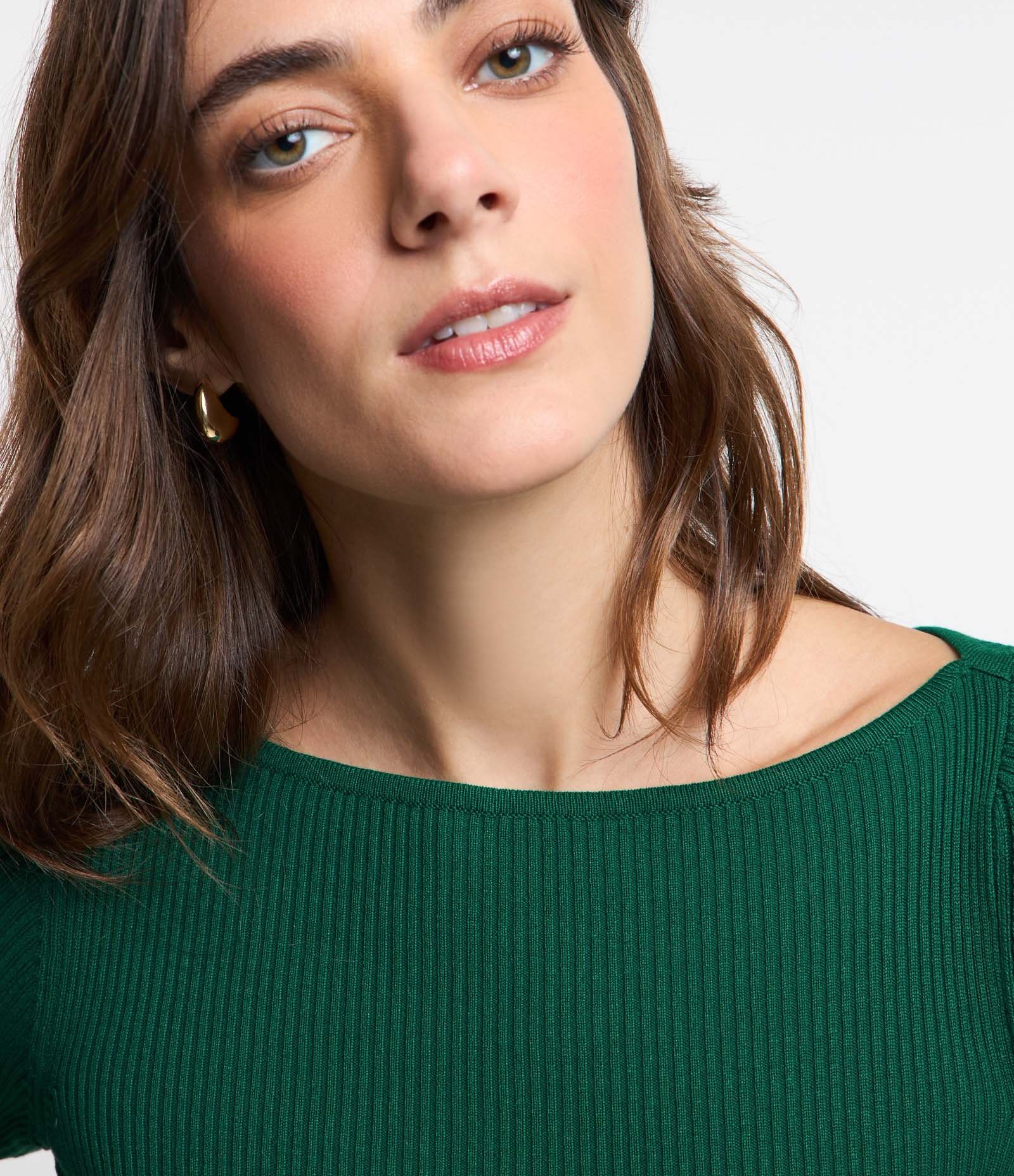 Vestido Midi Justo em Tricô com Gola Canoa Verde 4