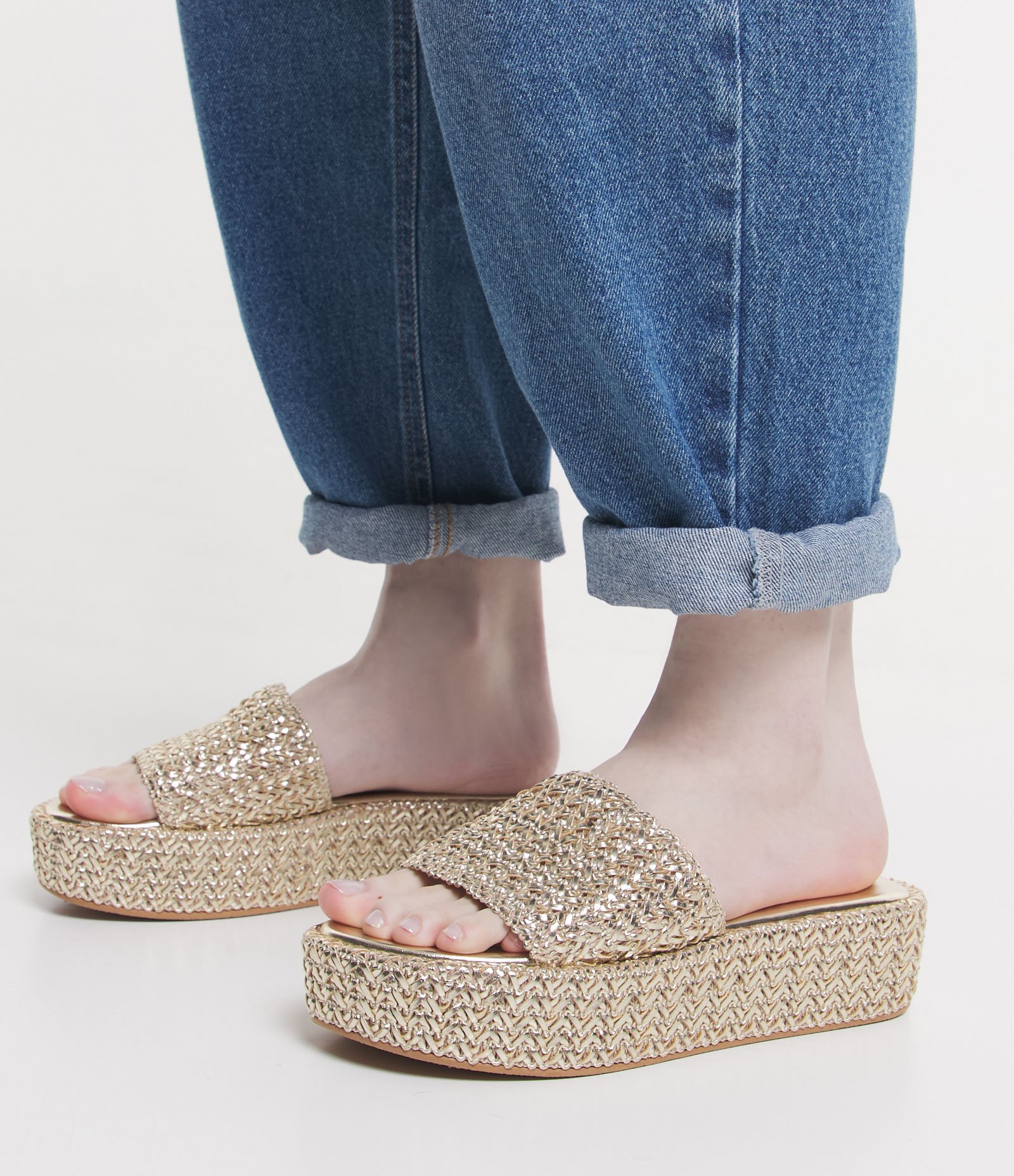 Sandália Flatform com Tressê Bege 6