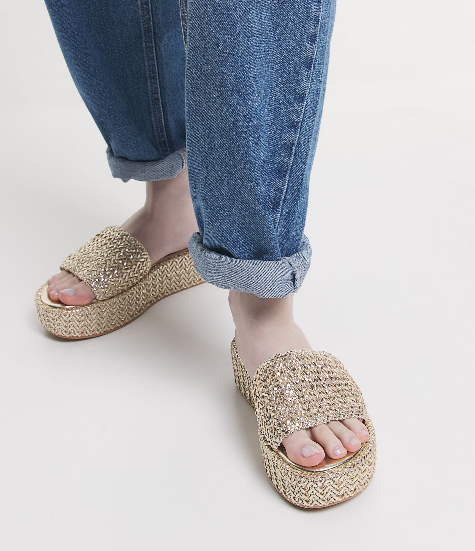 Sandália Flatform com Tressê Bege 2