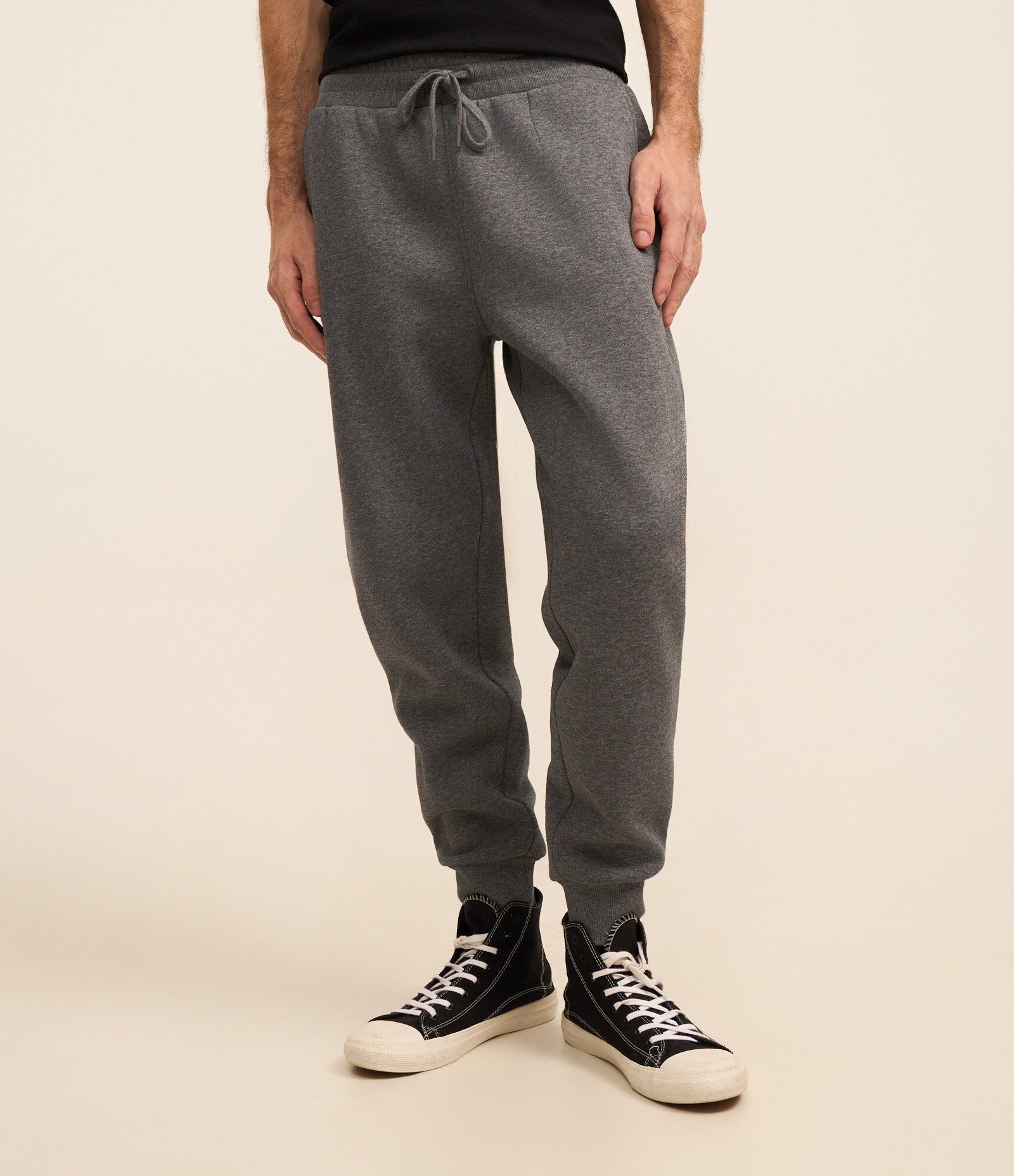 Calça em Moletom com Cós Elástico e Barra Ajustada Cinza 2