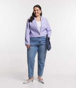 Calça Mom em Jeans Estonado com Bolsinho Curve & Plus Size