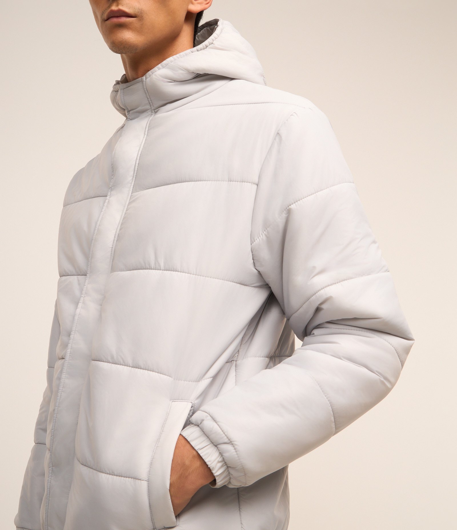 Jaqueta Puffer em Microfibra com Capuz Branco 4