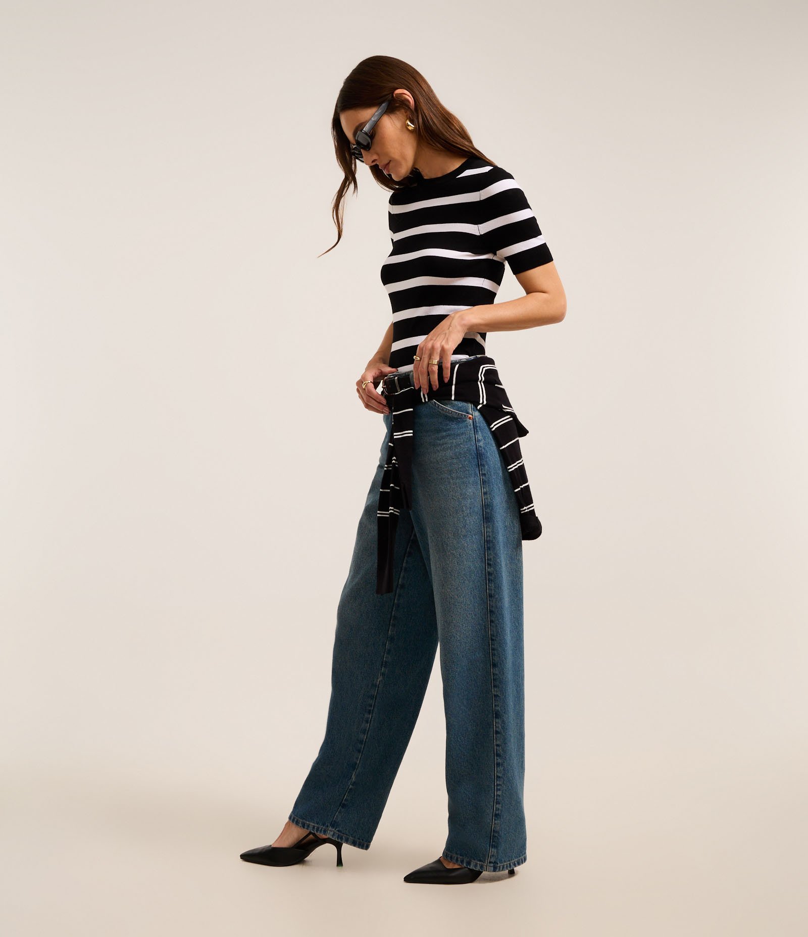 Blusa Básica Listrada em Tricô com Gola Redonda Preto/Branco 4