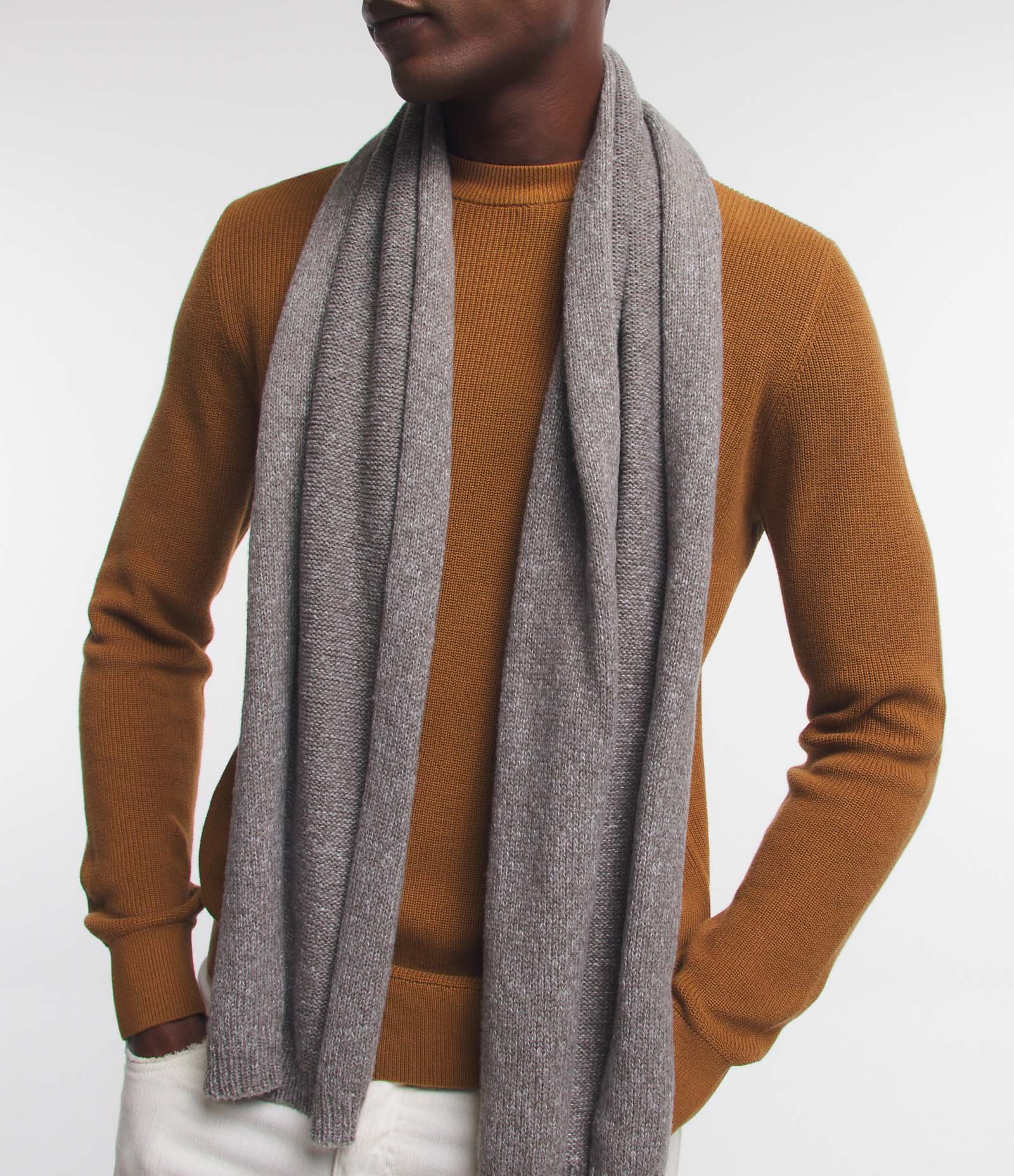 Suéter Comfort em Tricô com Textura e Gola Redonda Marrom 6