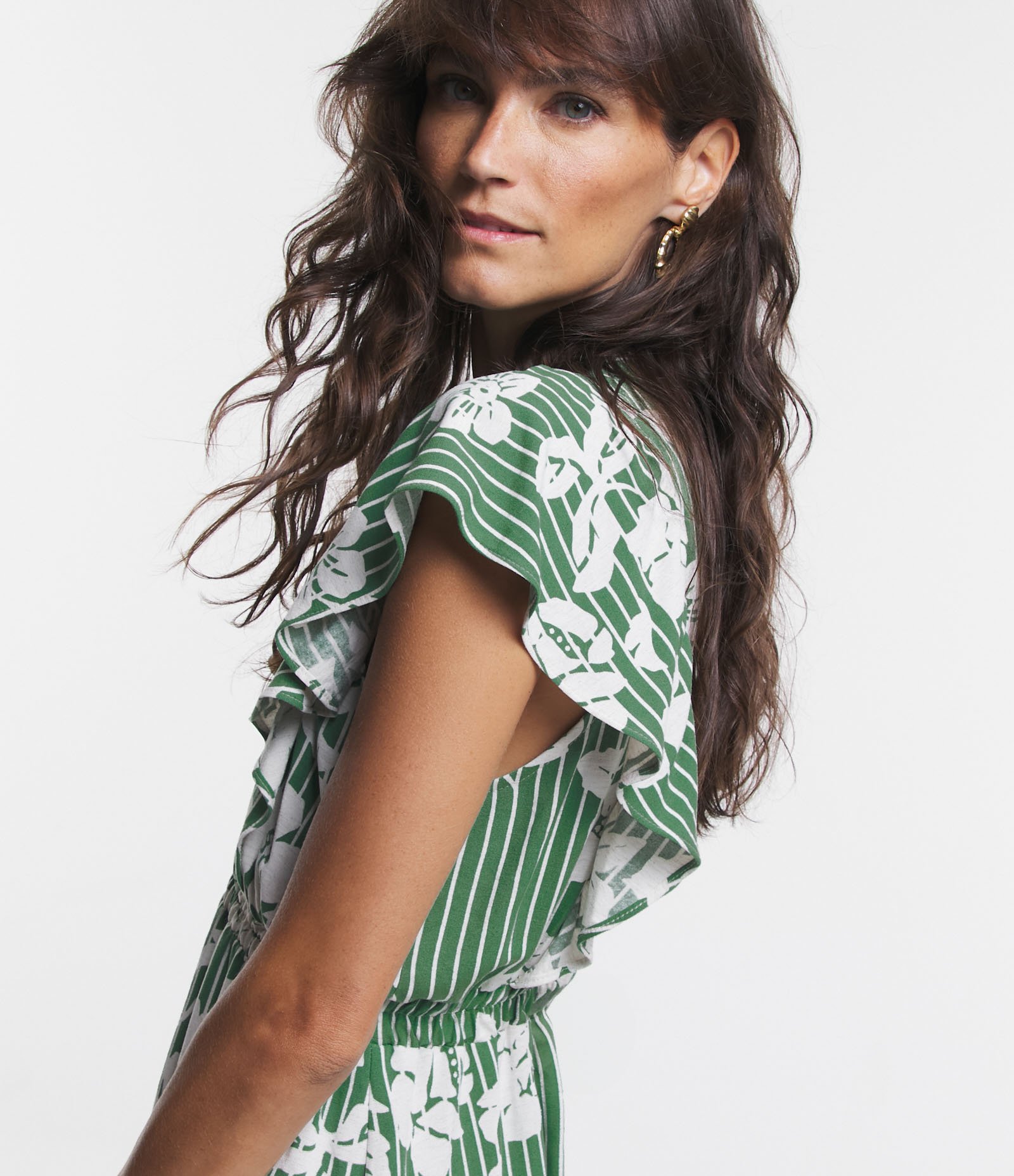 Vestido Midi em Viscolinho com Decote V e Estampa de Flores Verde 5