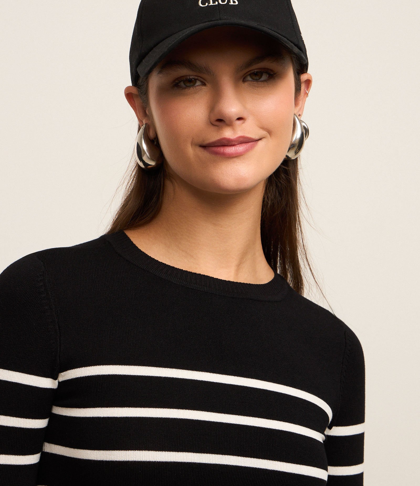 Blusa Manga Longa em Viscose Listrada Preto 3