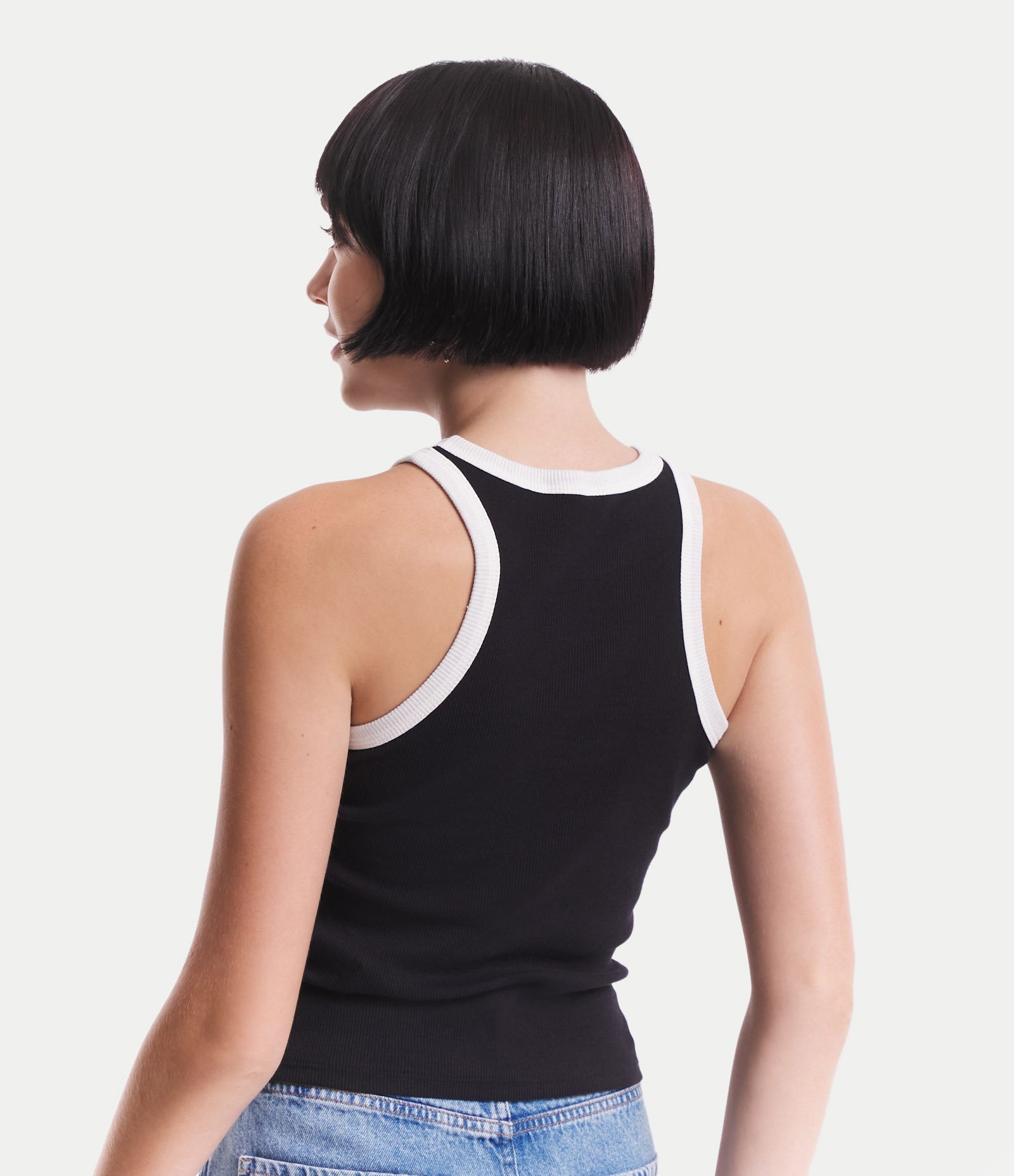 Blusa Regata em Ribana com Cava Contrastante 3