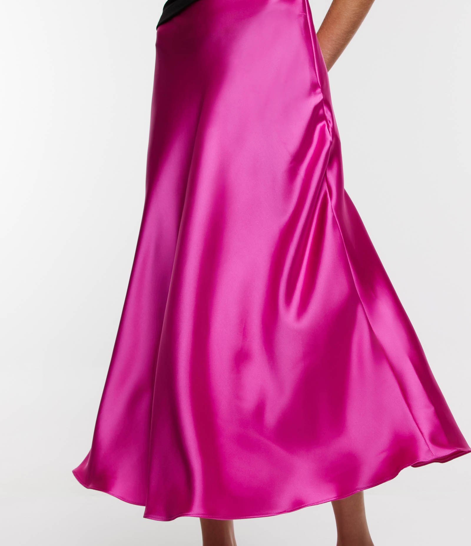 Saia Evasê Acetinada Slip Rosa 5