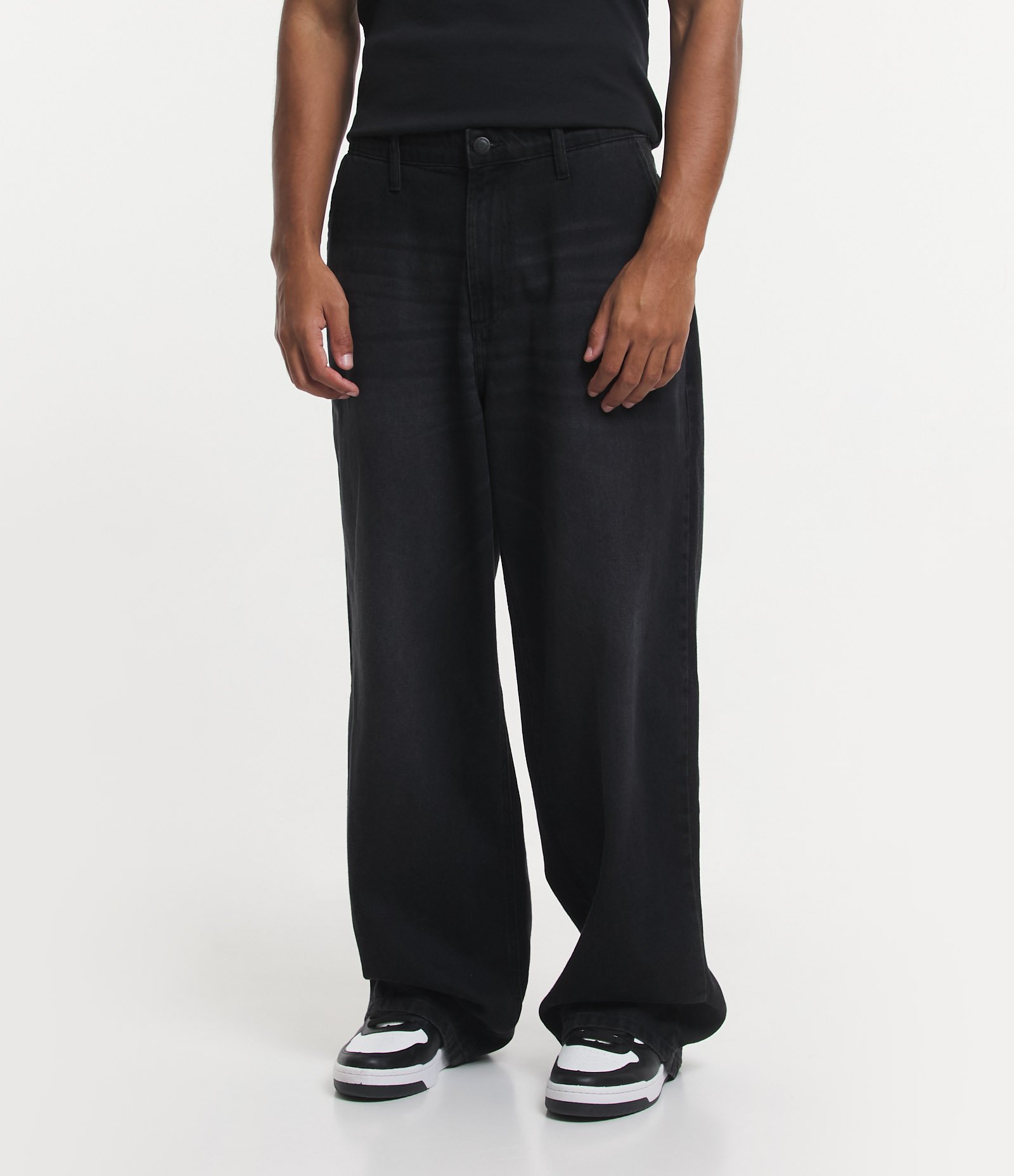 Calça Super Baggy em Jeans com Bolsos 2