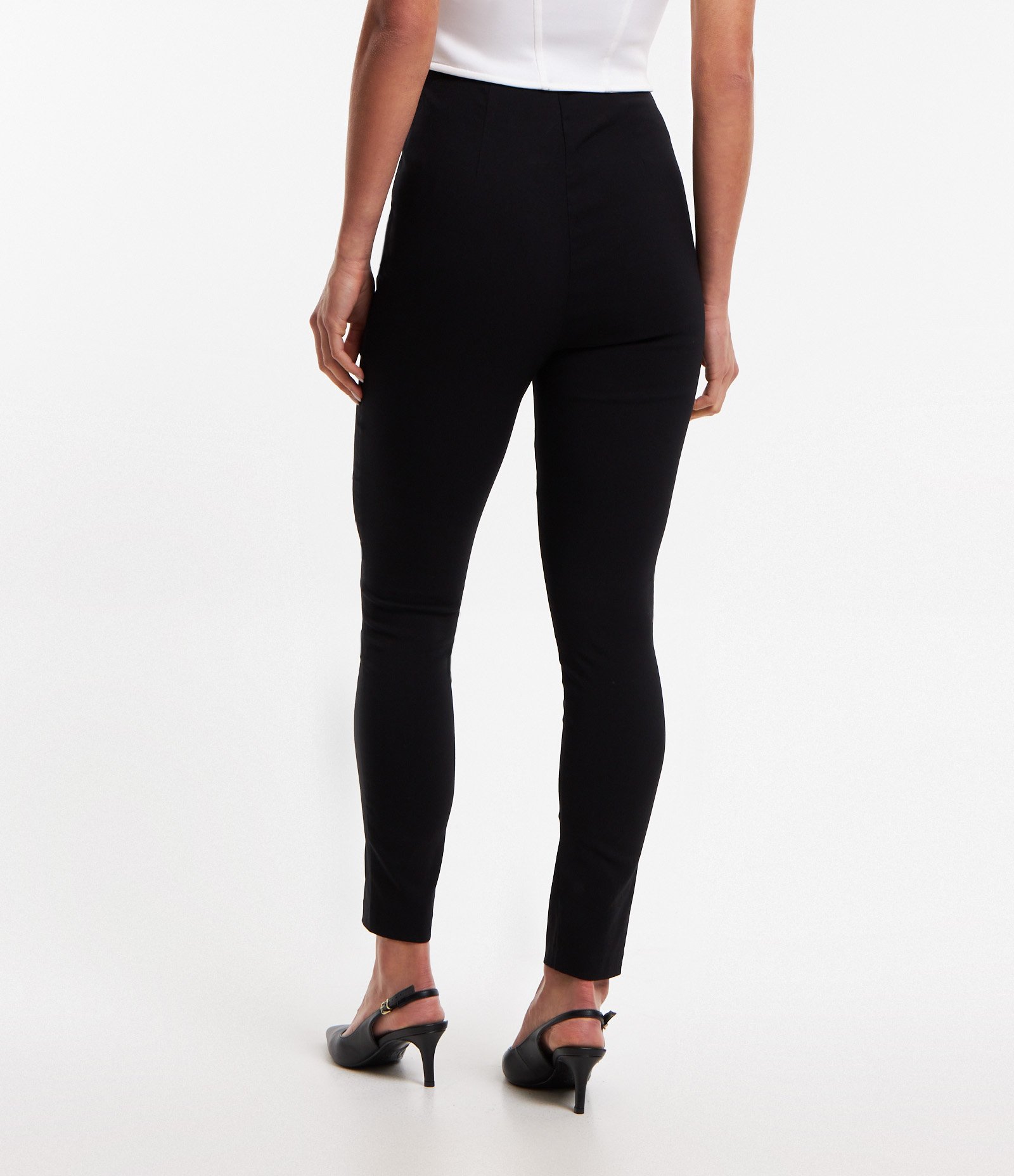 Calça Skinny Alfaiatada em Bengaline com Zíper Tratorado Preto 3