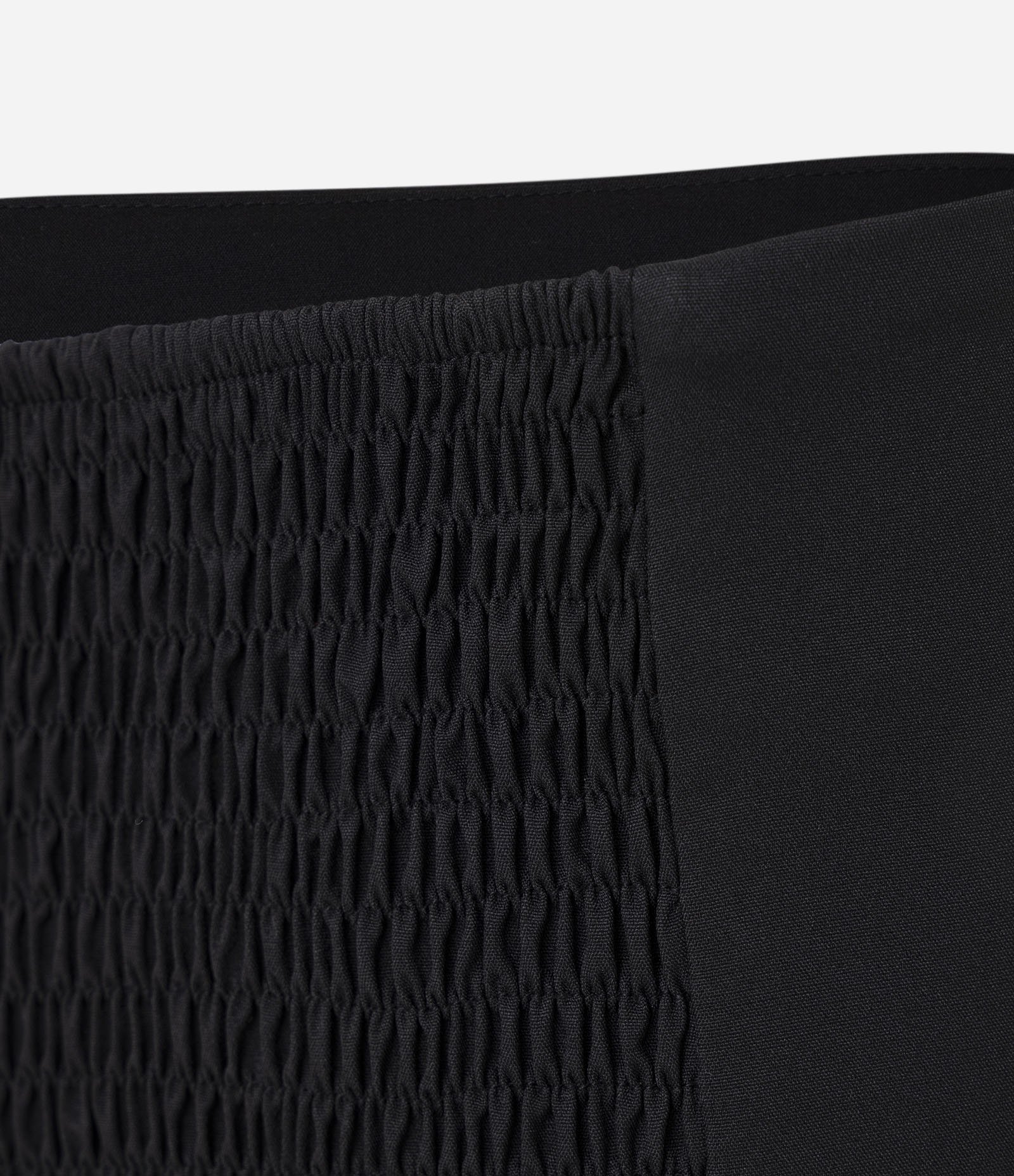 Top Tomara que Caia Alfaiatado com Ponta na Barra e Fenda Preto 7