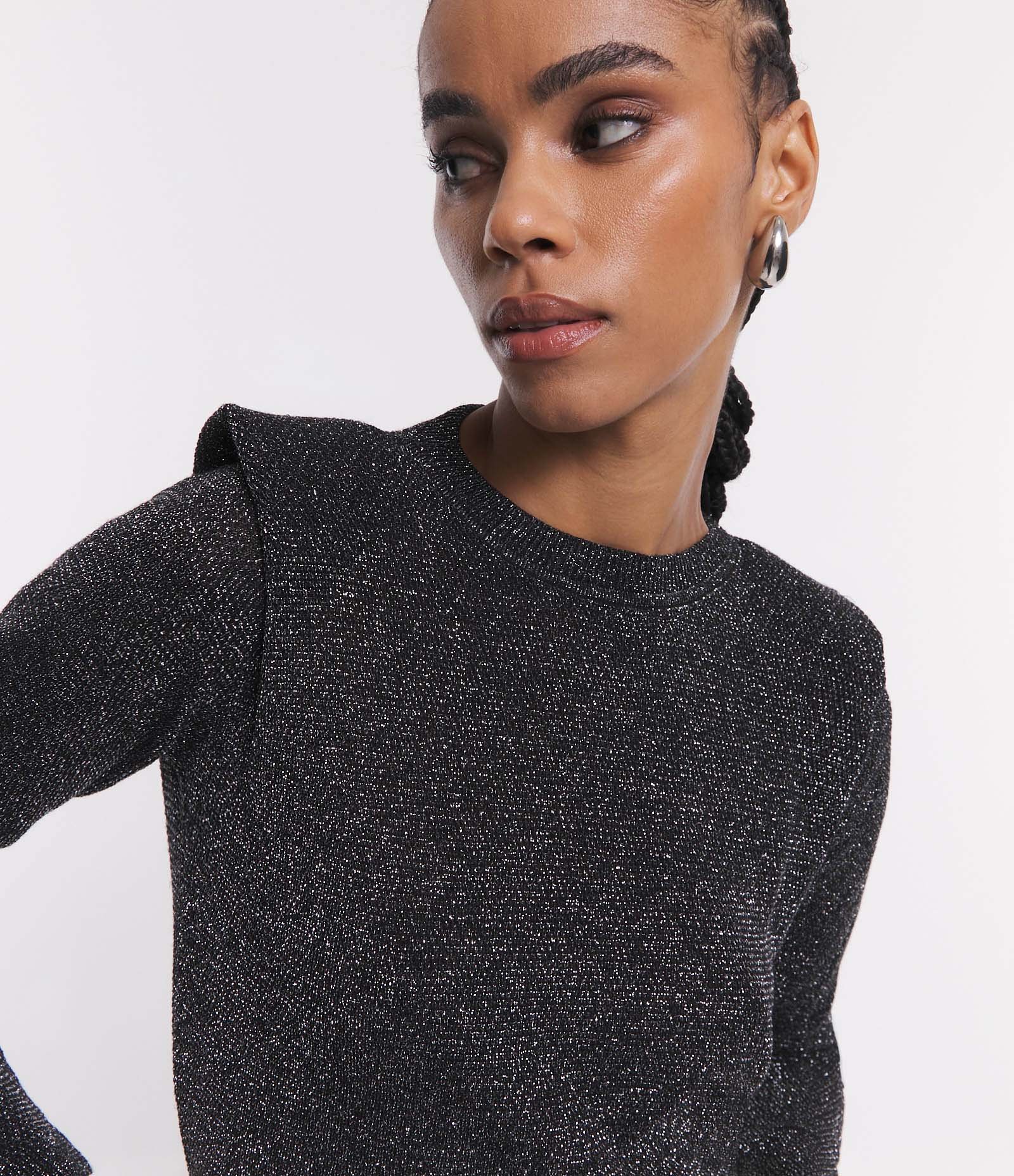 Blusa em Viscose com Ombreiras e Superfície com Brilho Preto 5