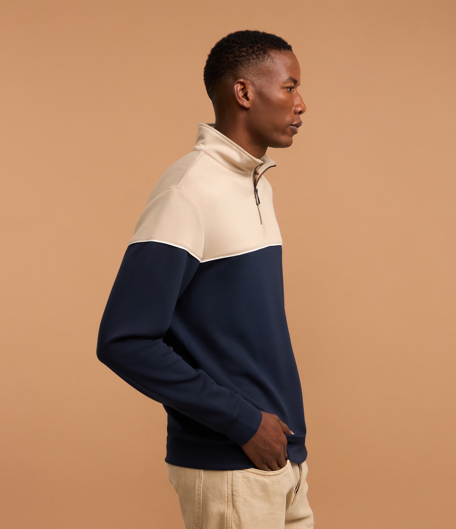 Blusão com Zíper na Gola e Bloco de Cor Azul/Off White 4