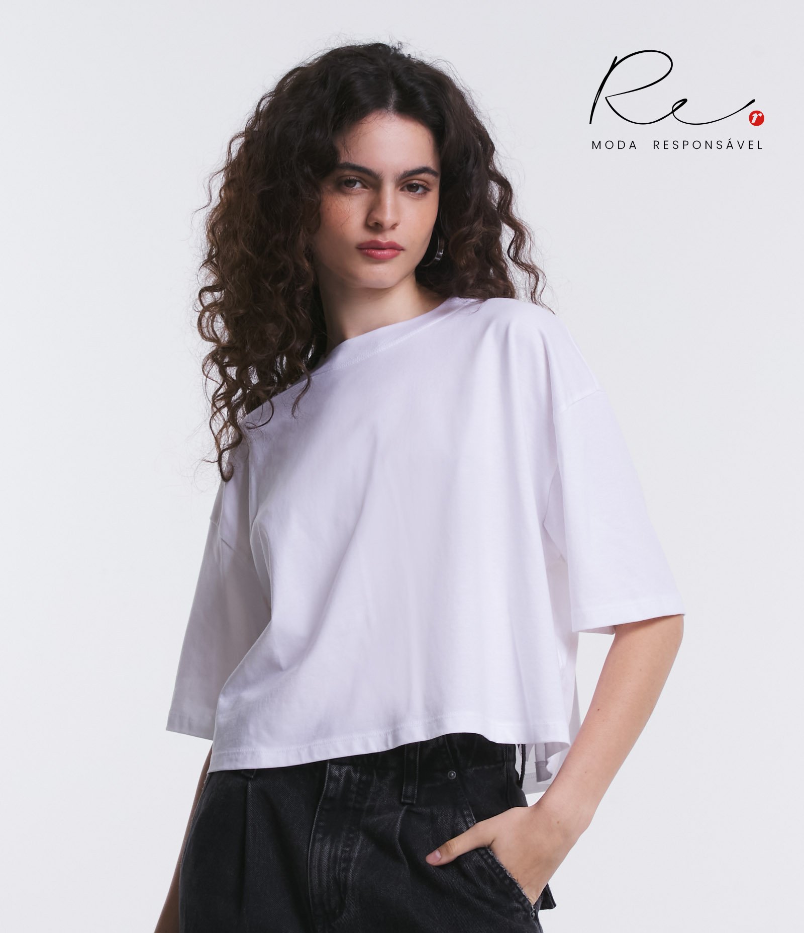 Camiseta Cropped Oversized em Algodão Peruano Branco 1