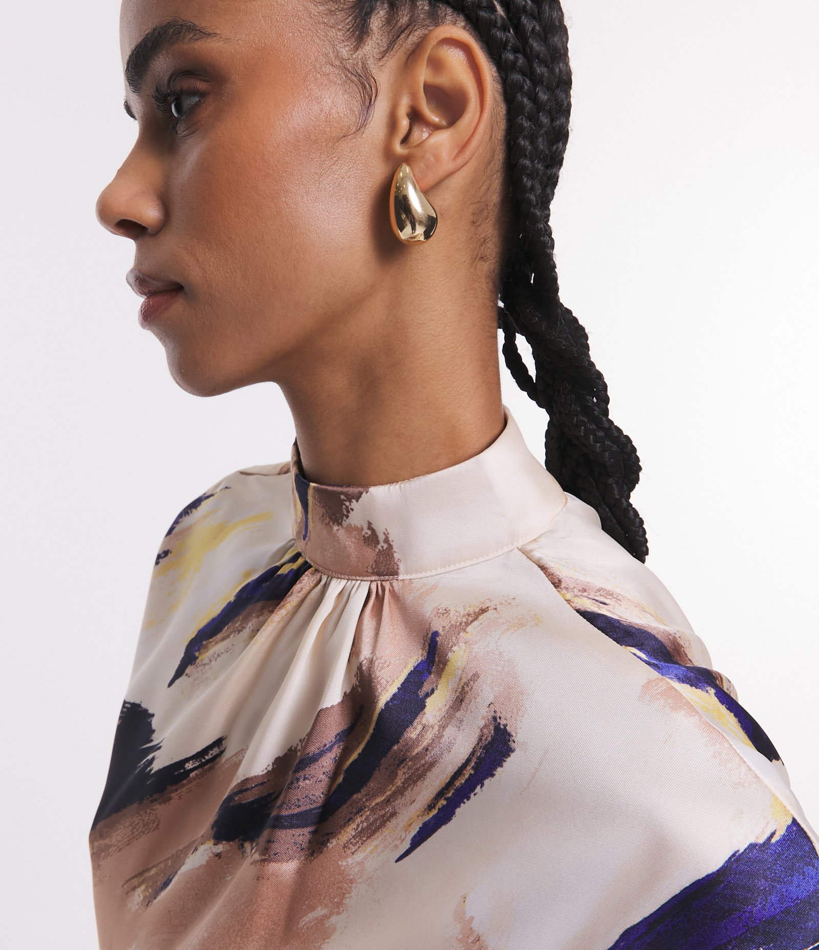 Blusa sem Manga em Tecido Acetinado com Estampa Modernista Rosa/ Branco/ Azul 6