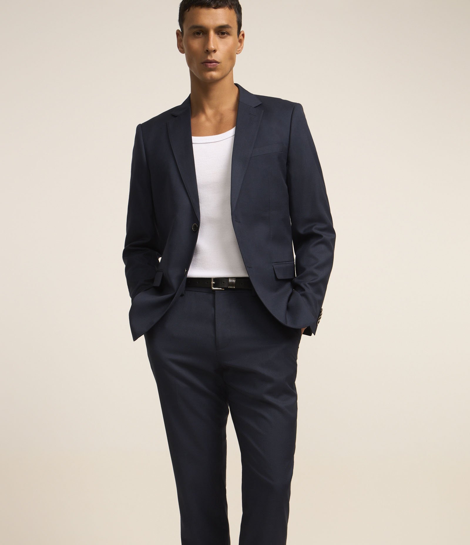 Calça Social Slim em Poliviscose com Bolsos Azul Escuro 2