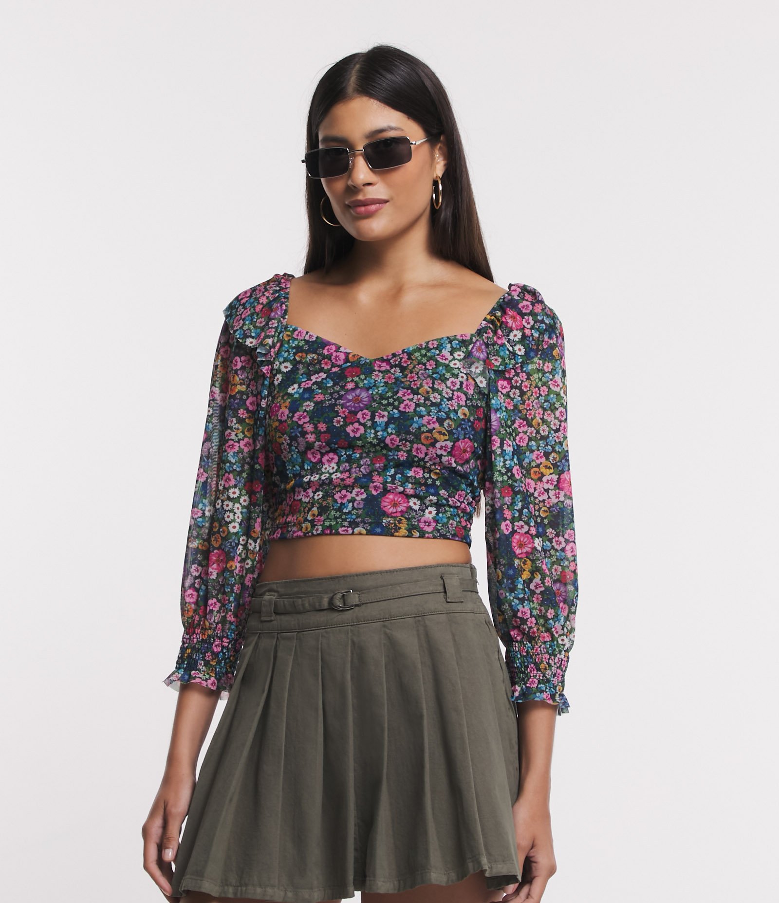 Blusa Manga 3/4 em Tule com Flores Liberty Estampadas Multicores 1