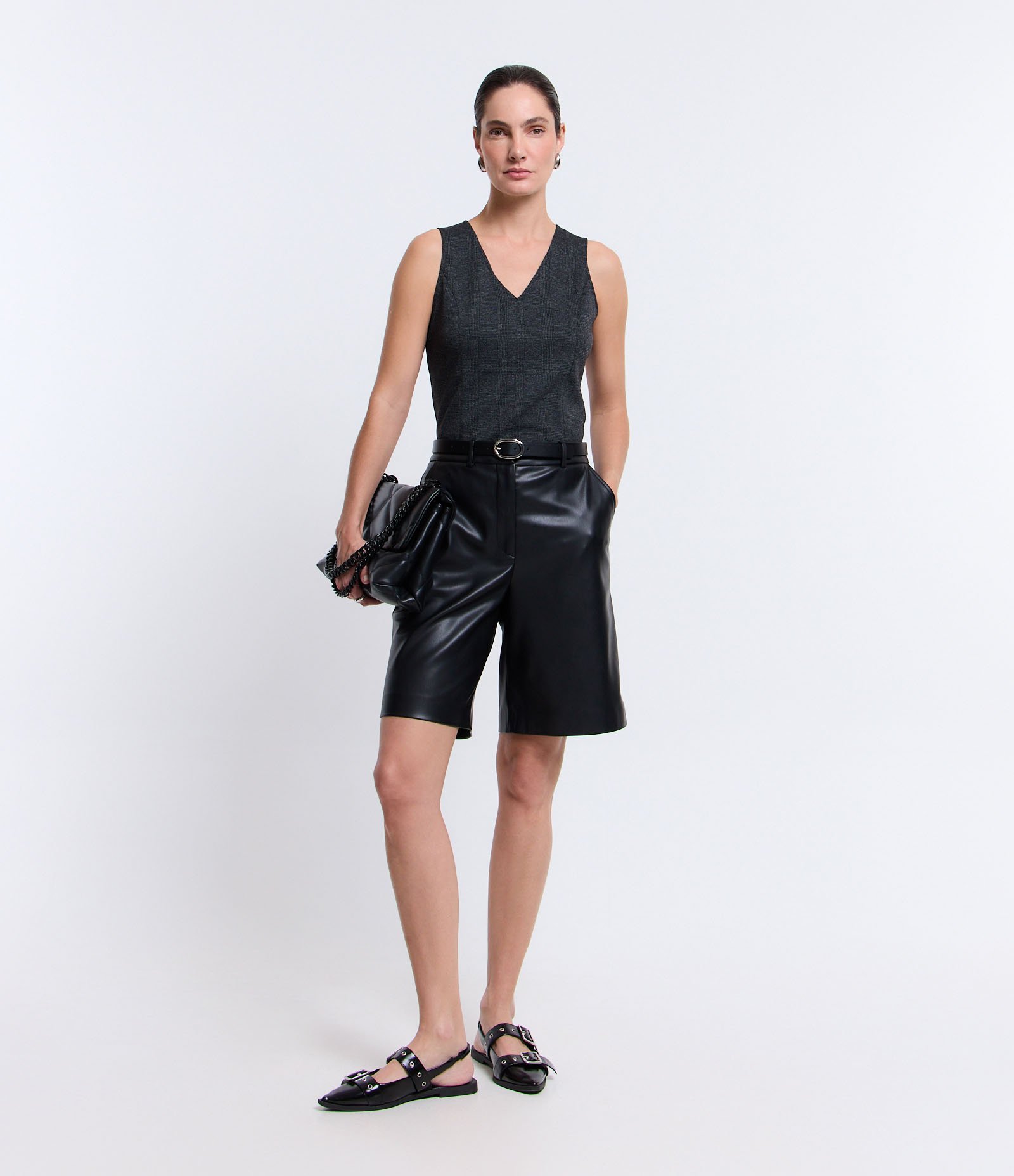 Blusa sem Manga em Ponto com Padronagem Xadrez Cinza 2