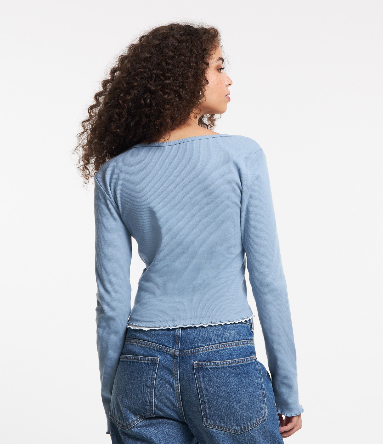 Blusa em Ribana com Botões e Blusinha por Baixo Azul 3