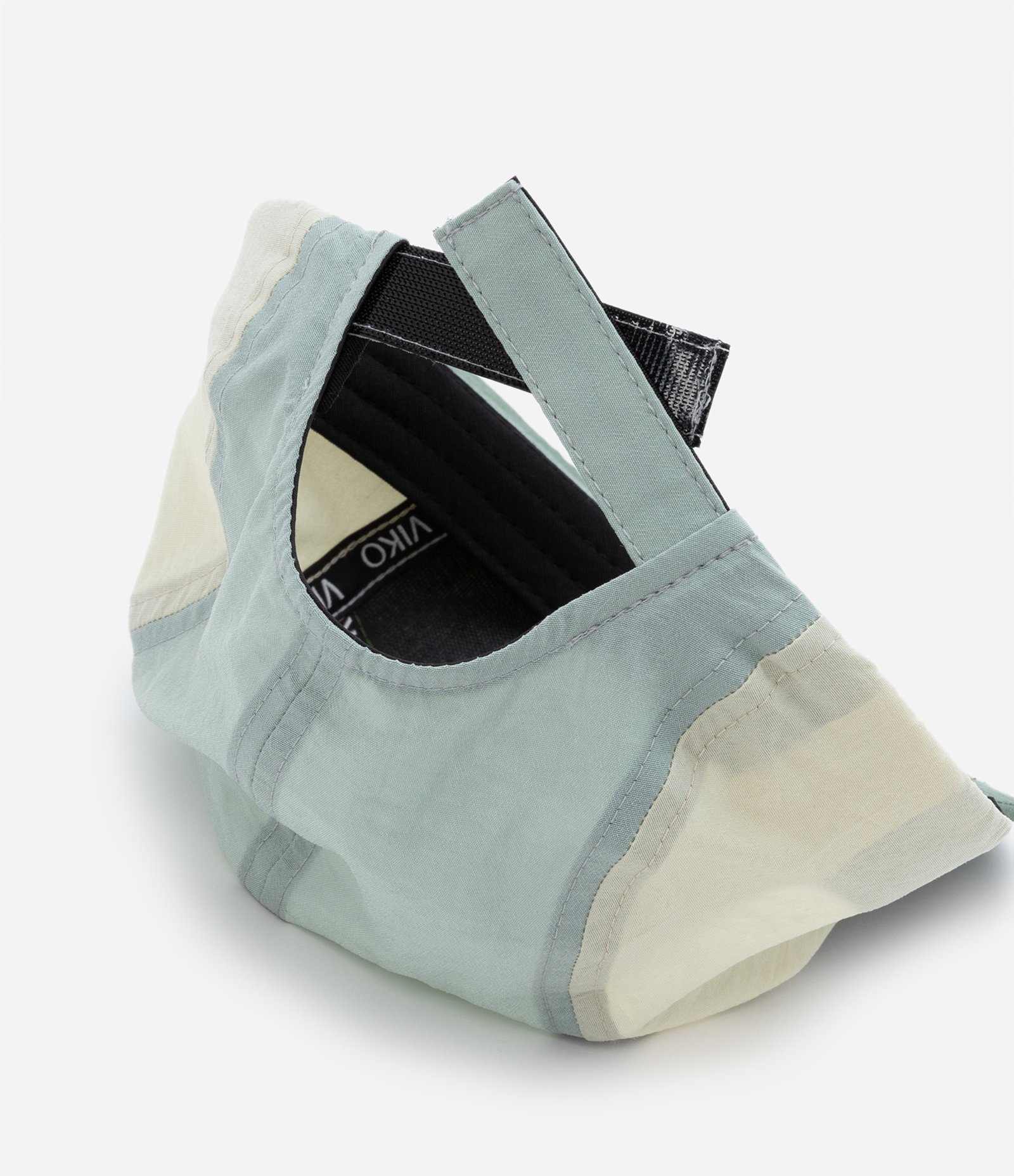 Boné 5 Panel em Microfibra com Recortes e Etiqueta Frontal 5