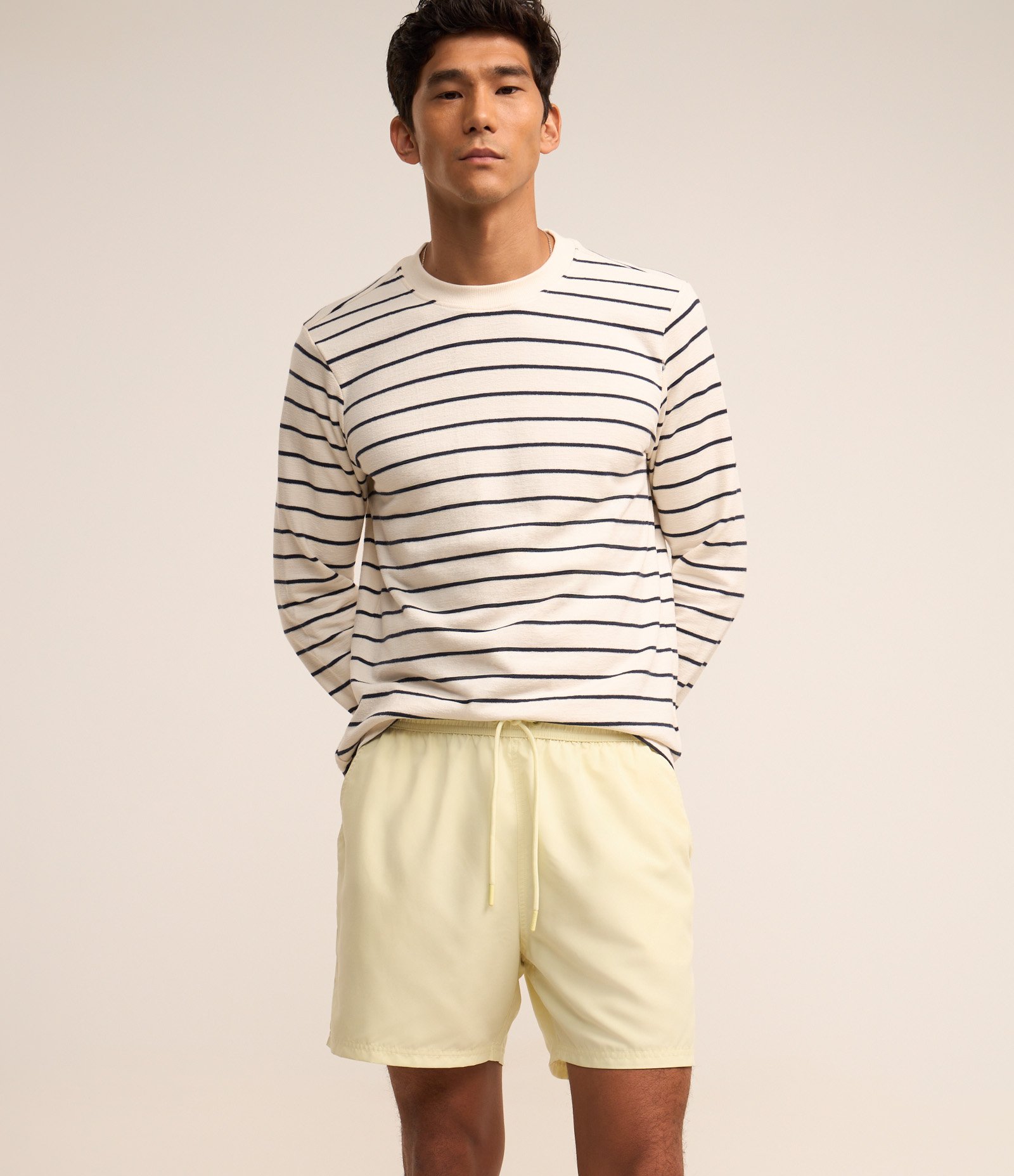 Bermuda de Banho em Microfibra com Cós Elástico e Bolsos Verde 3