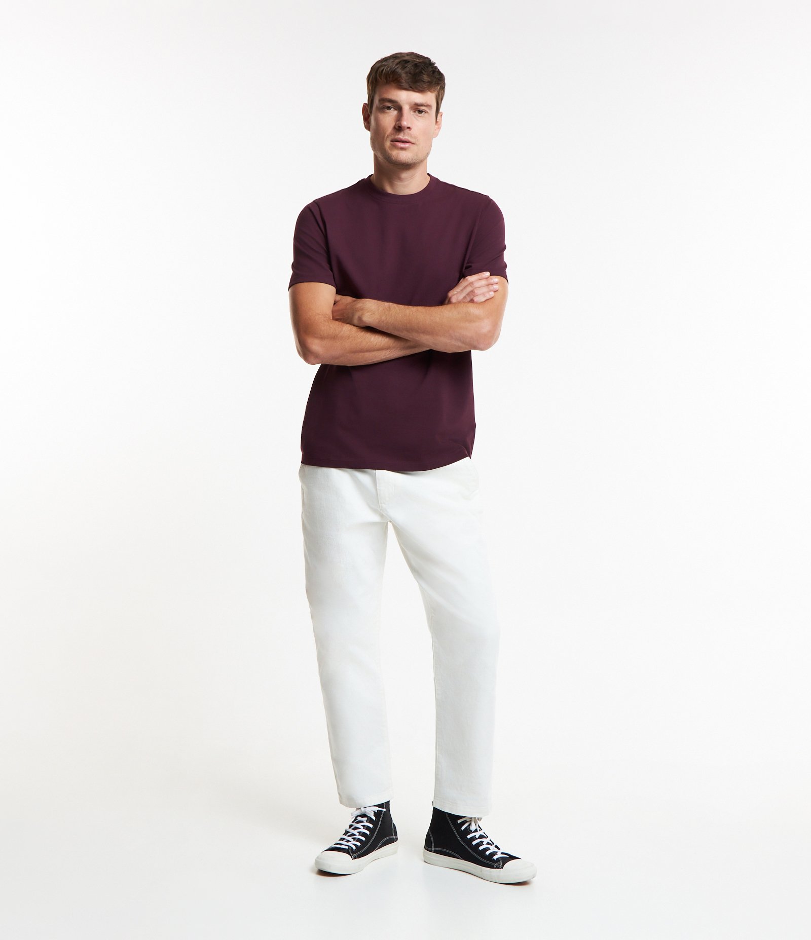 Camiseta Casual em Algodão com Textura Piquet Vinho 2