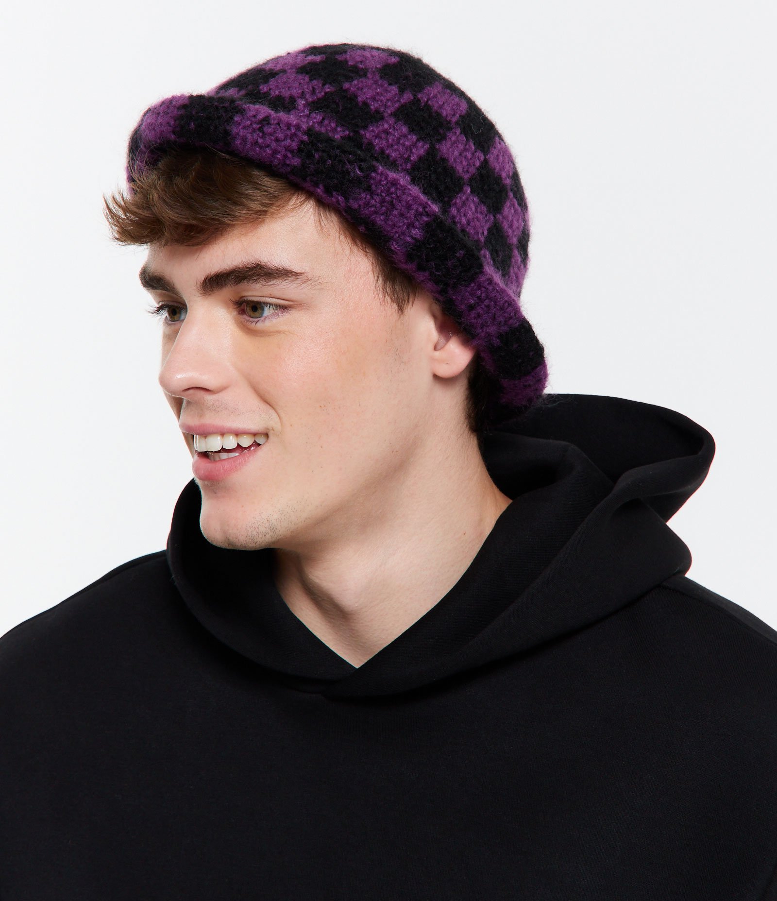 Chapéu Bucket em Tricô com Ponto Xadrez Roxo/Preto 4