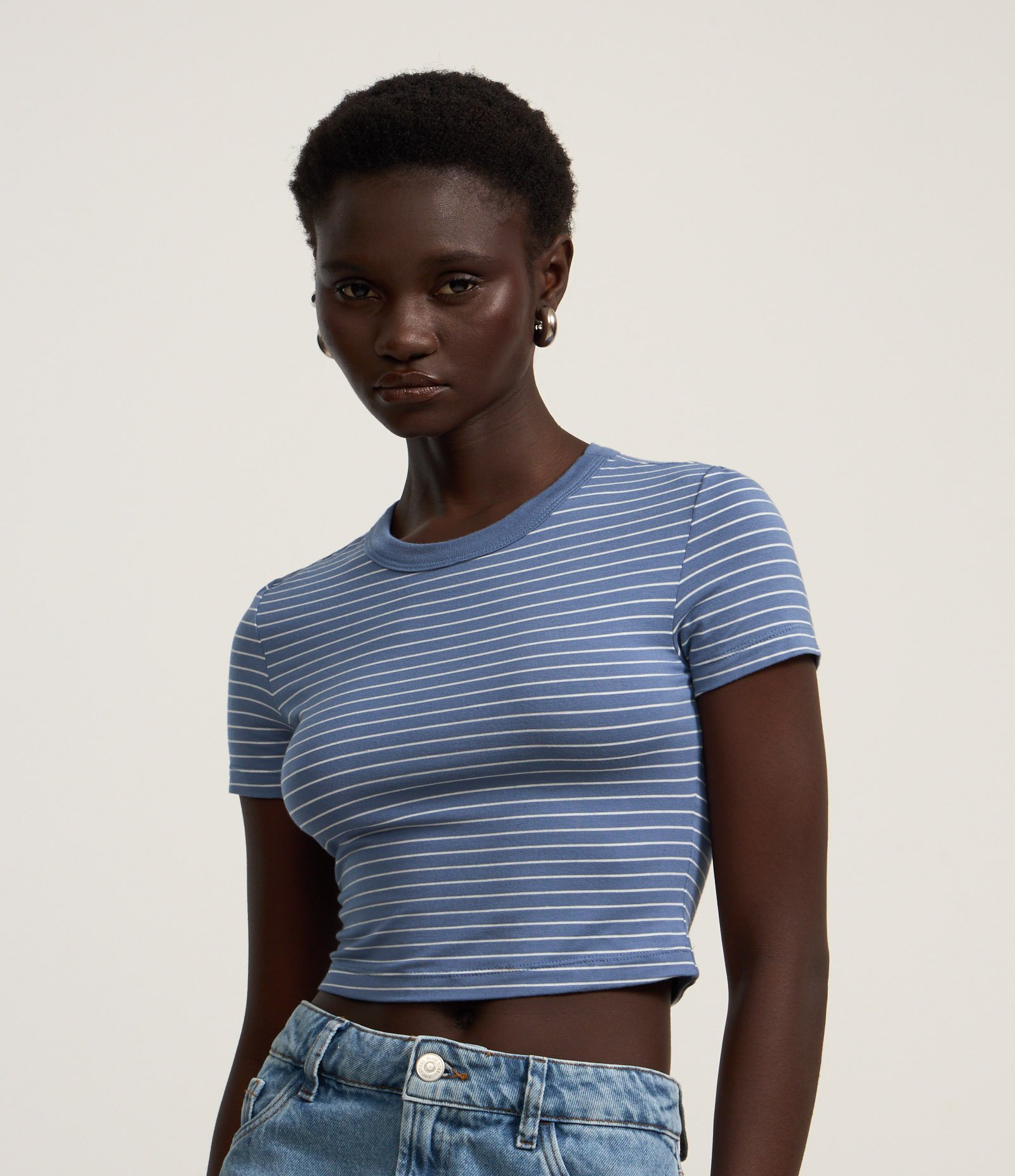 Blusa Cropped Básica em Viscolycra Estampa Listras Azul 4