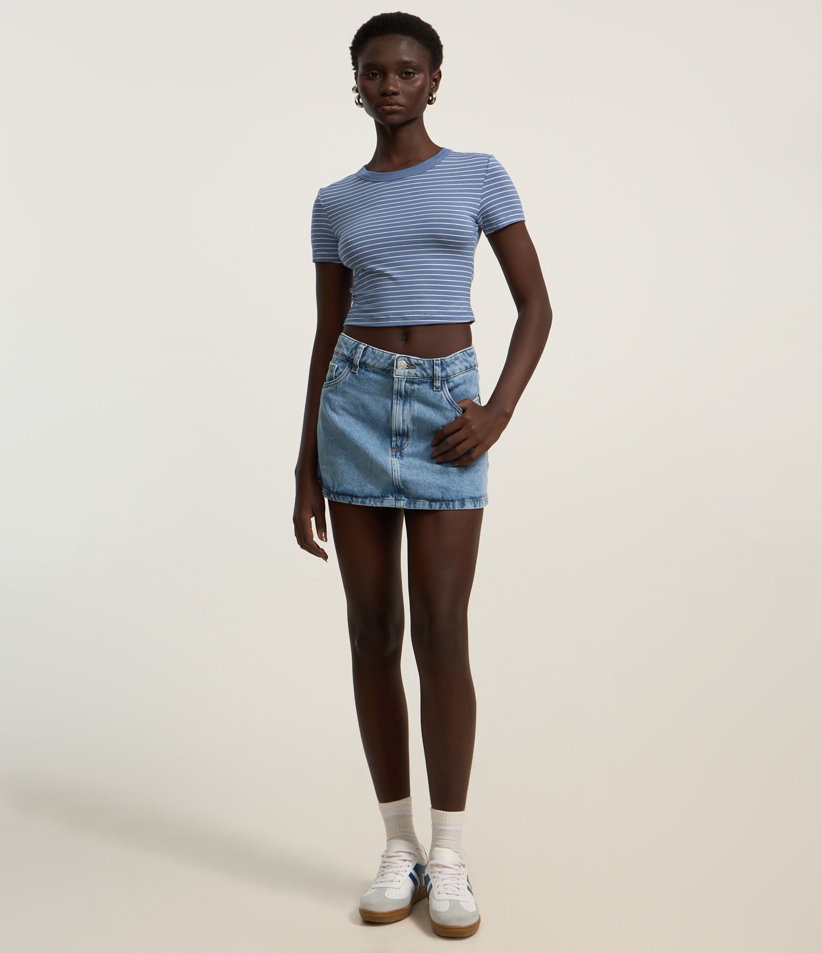 Blusa Cropped Básica em Viscolycra Estampa Listras Azul 5