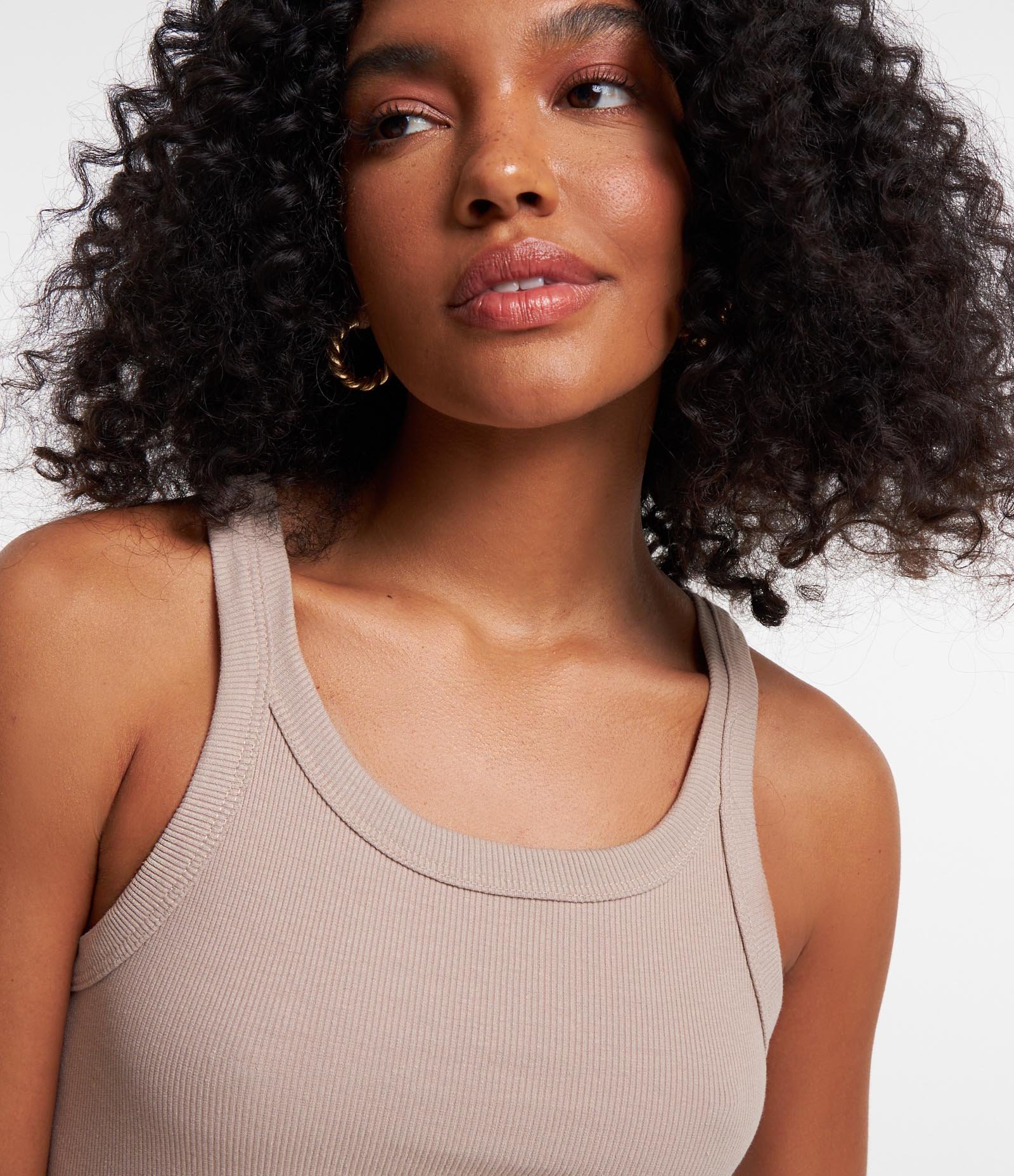 Vestido Curto em Ribana com Textura Canelada Bege Rosado 4